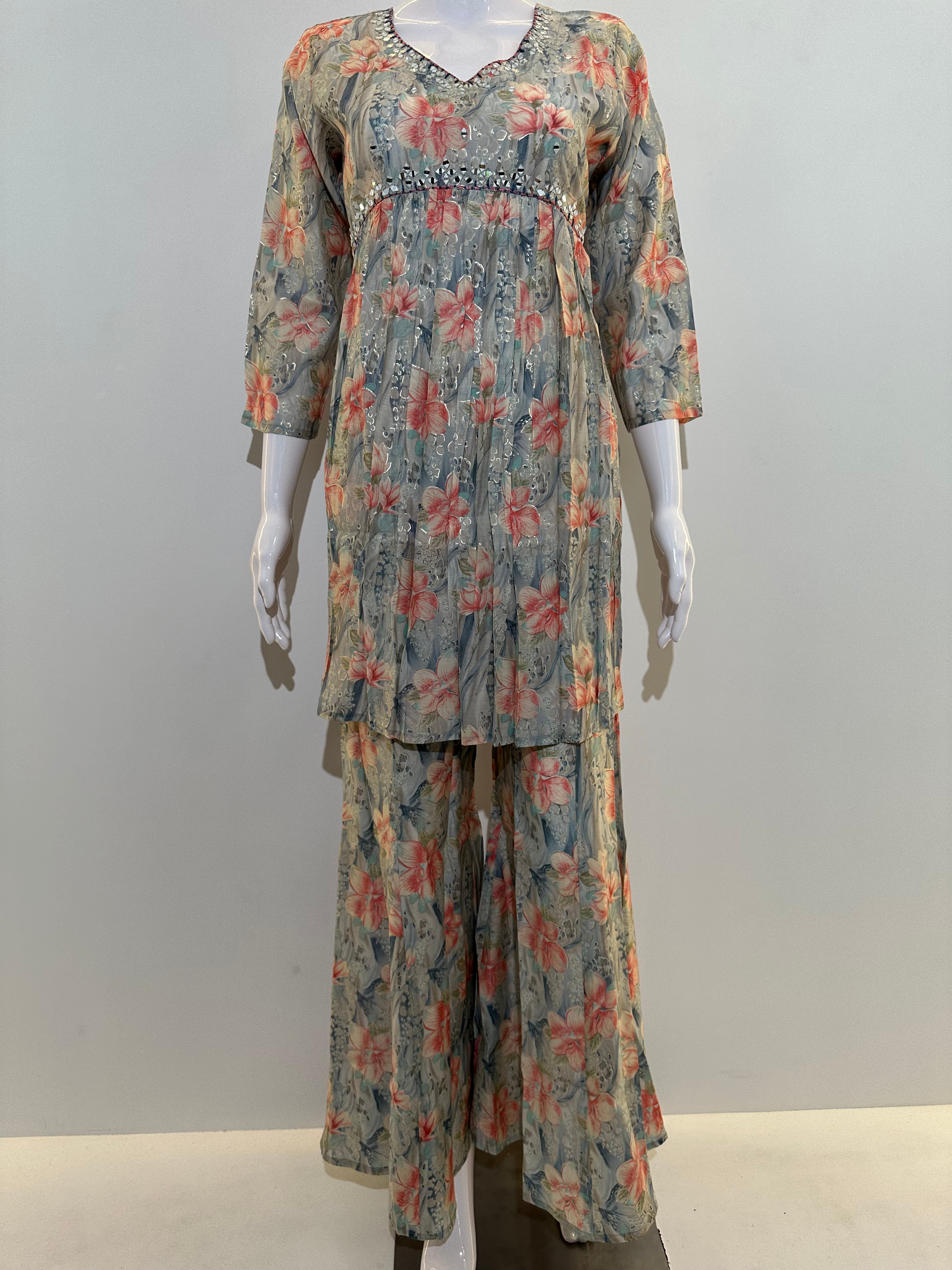 Image of Muslin Bell Bottom Kurti Set- 2 Piece