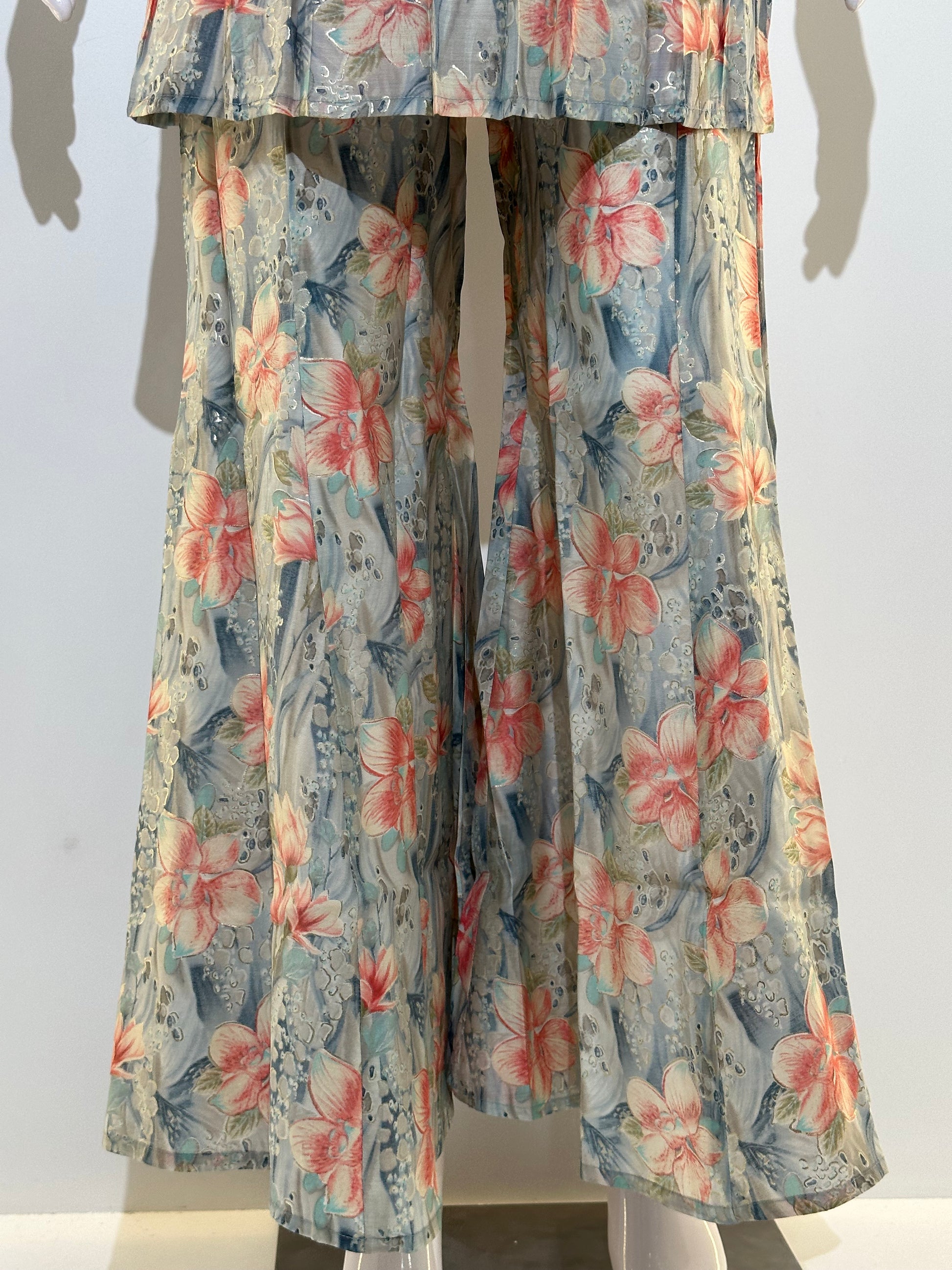 Muslin Bell Bottom Kurti Set- 2 Piece