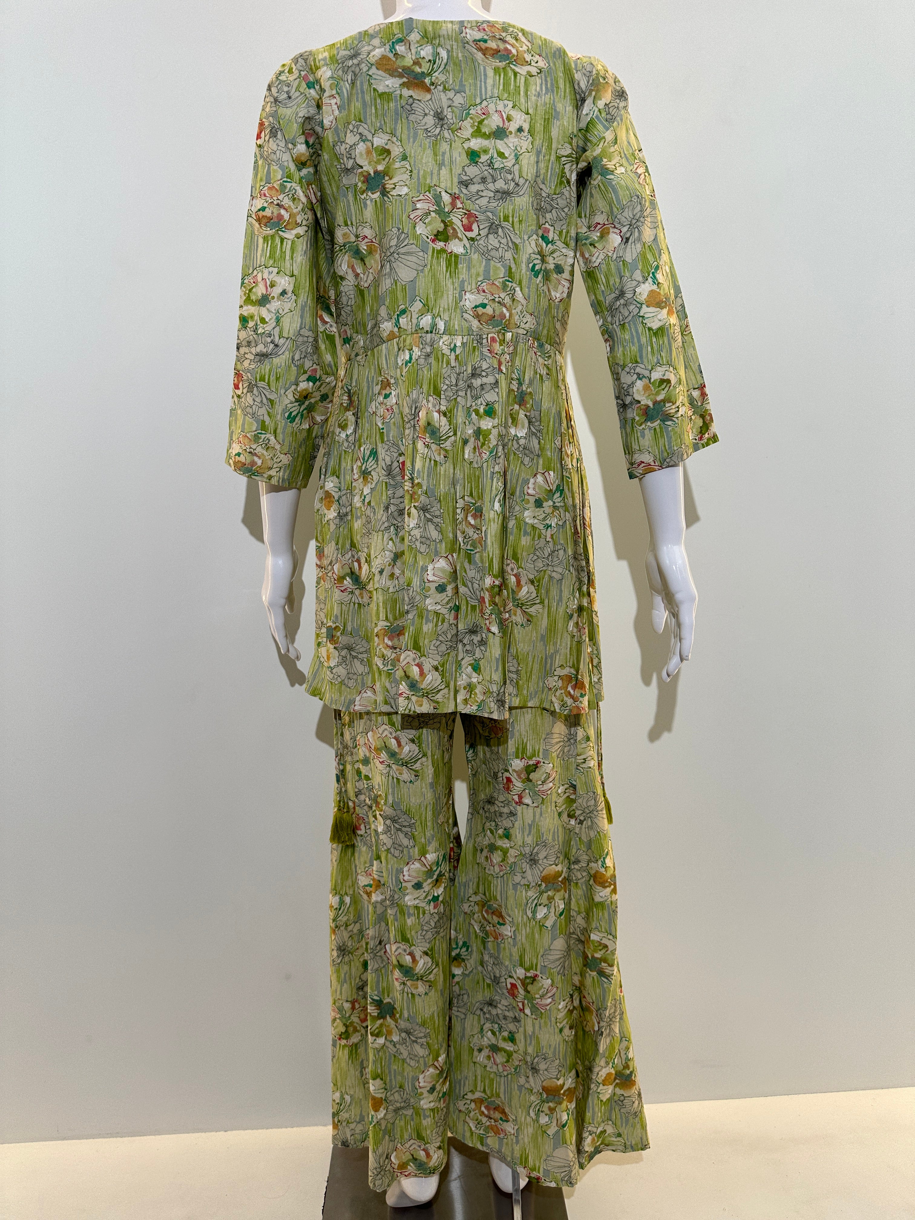 Muslin Bell Bottom Kurti Set- 2 Piece