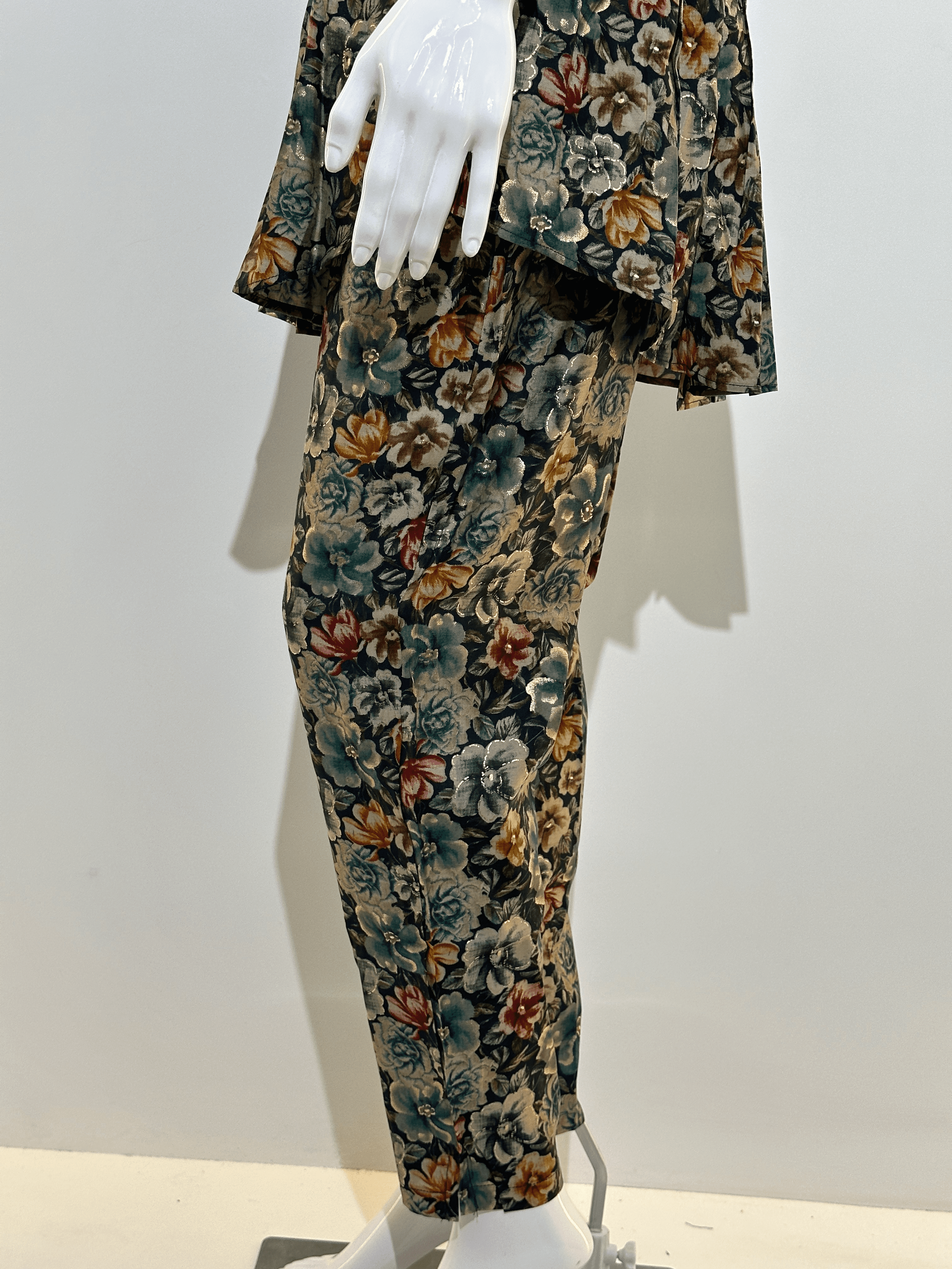 Image of Muslin Pattern Work Coord Set - 2 piece