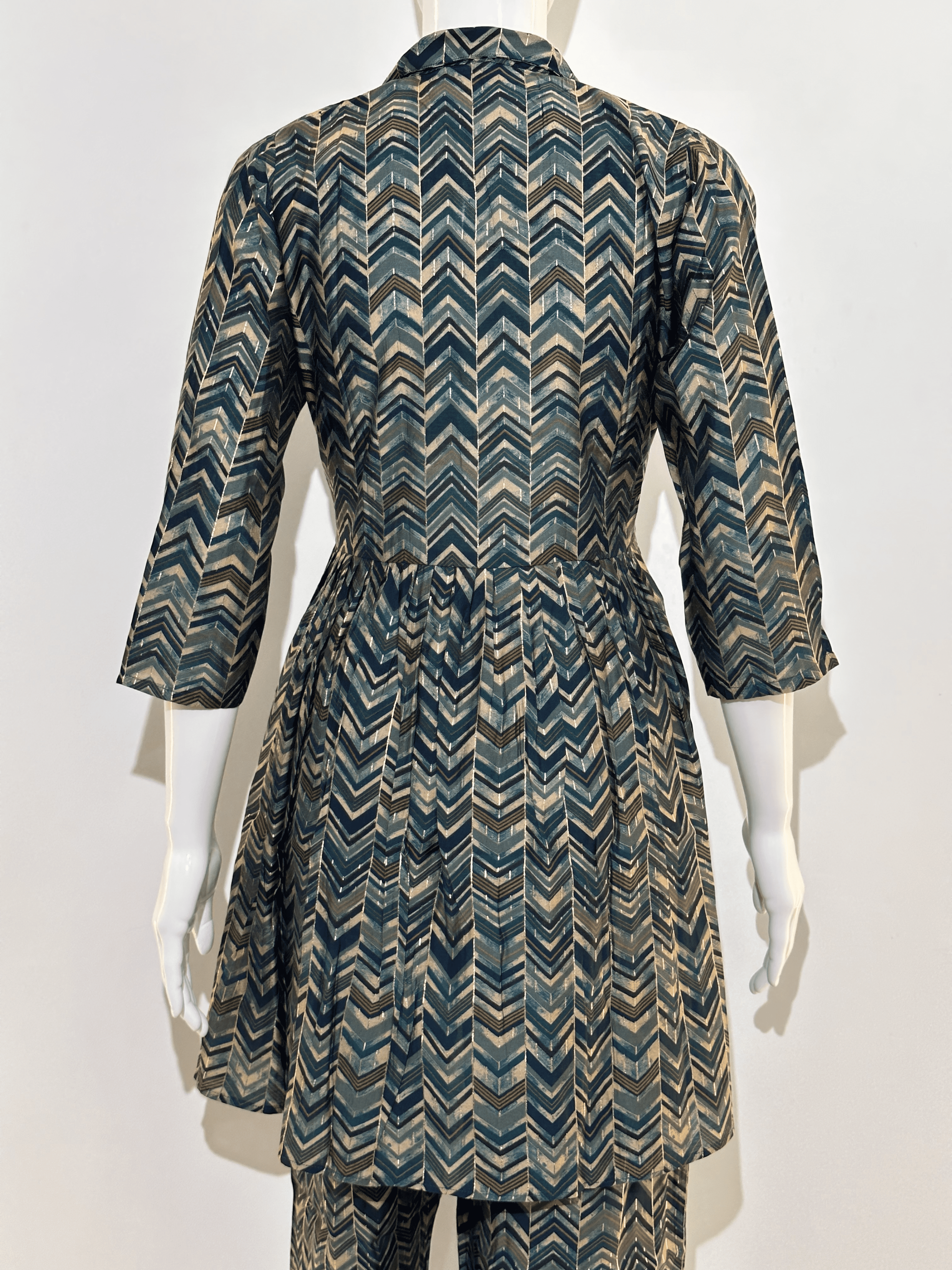 Image of Muslin Pattern Work Coord Set - 2 piece