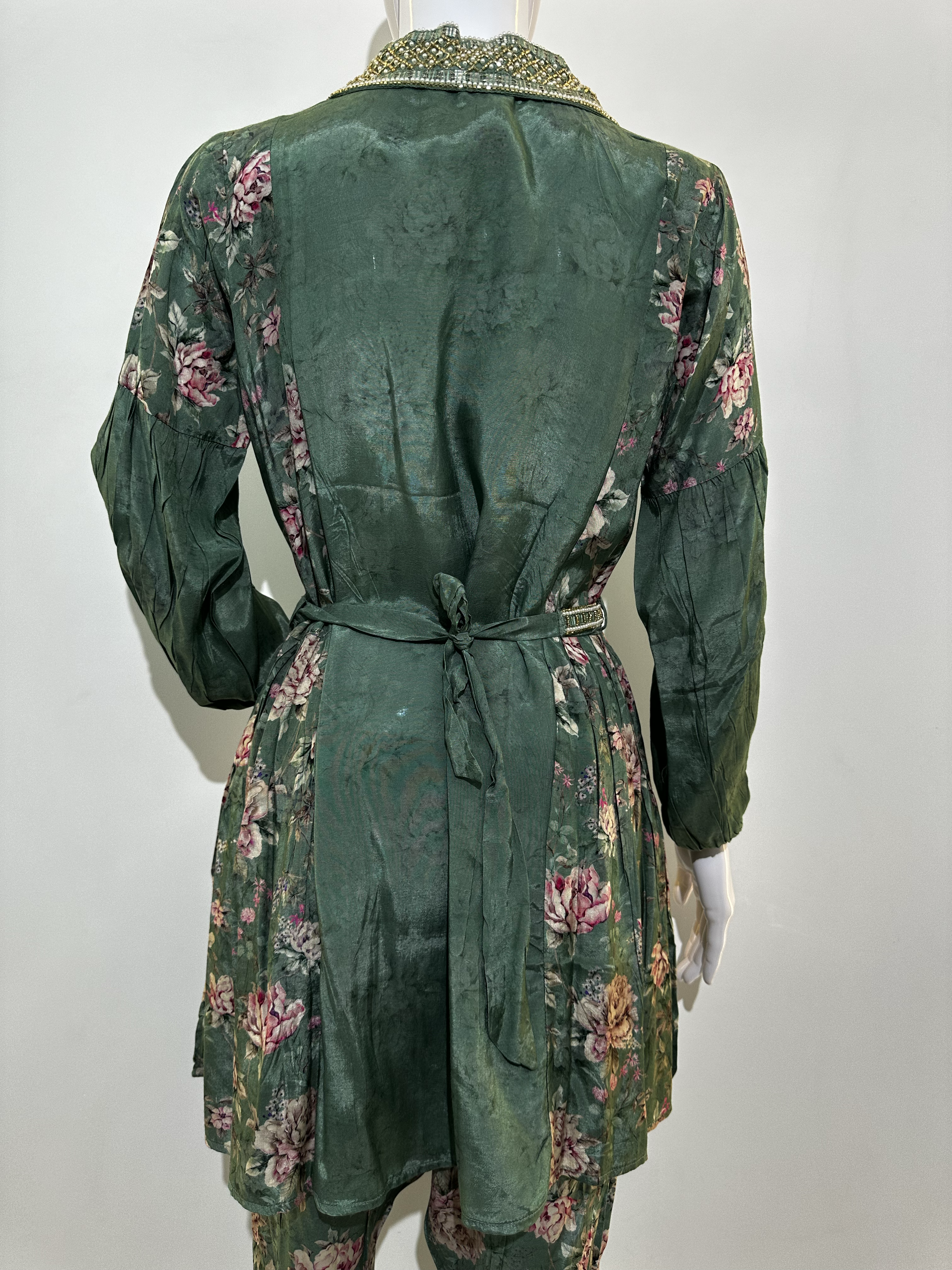 Image of Muslin Coord Set With Premium Moti Work