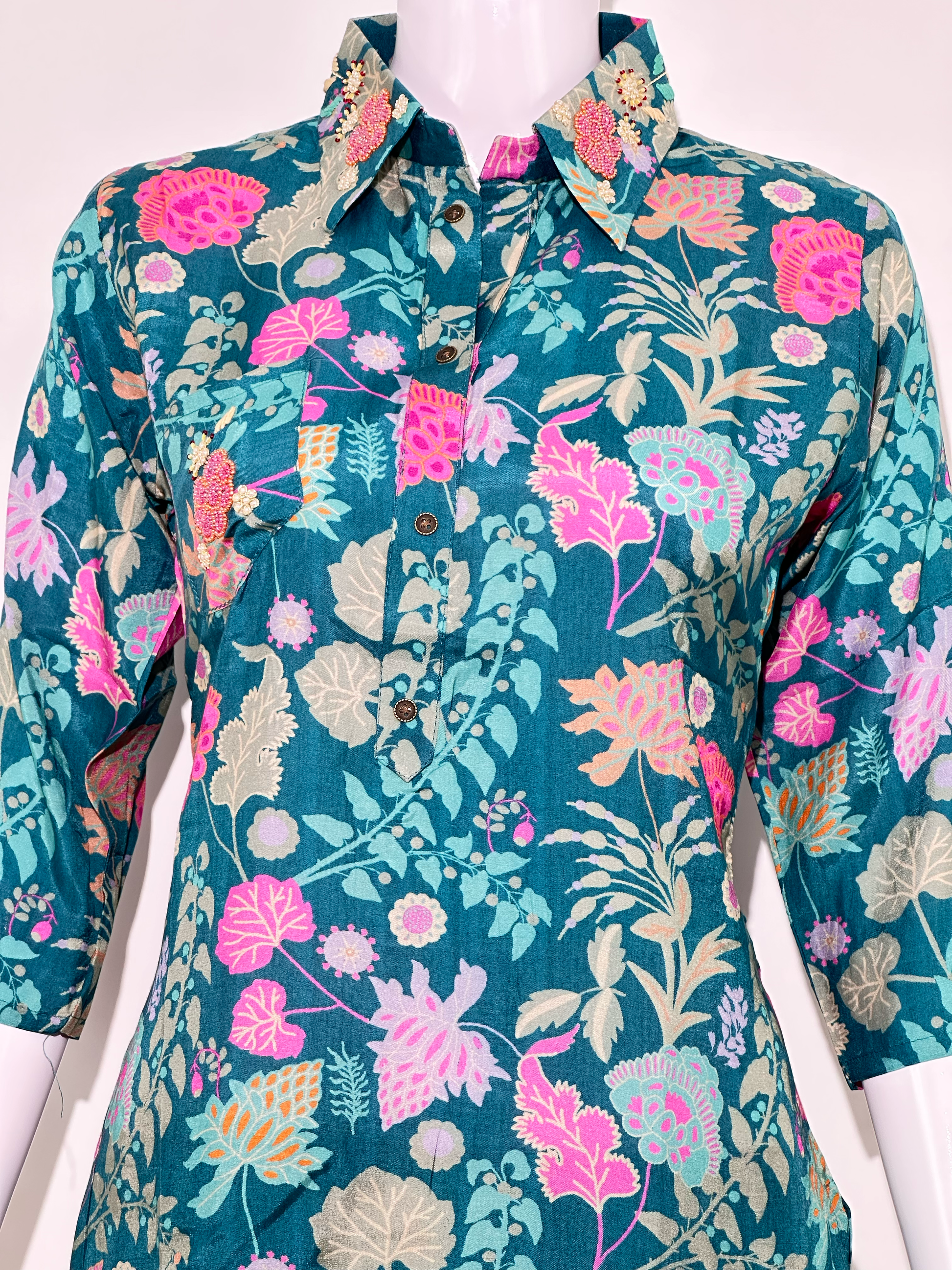 Muslin Hand work Coord Set - Collar Embroidery