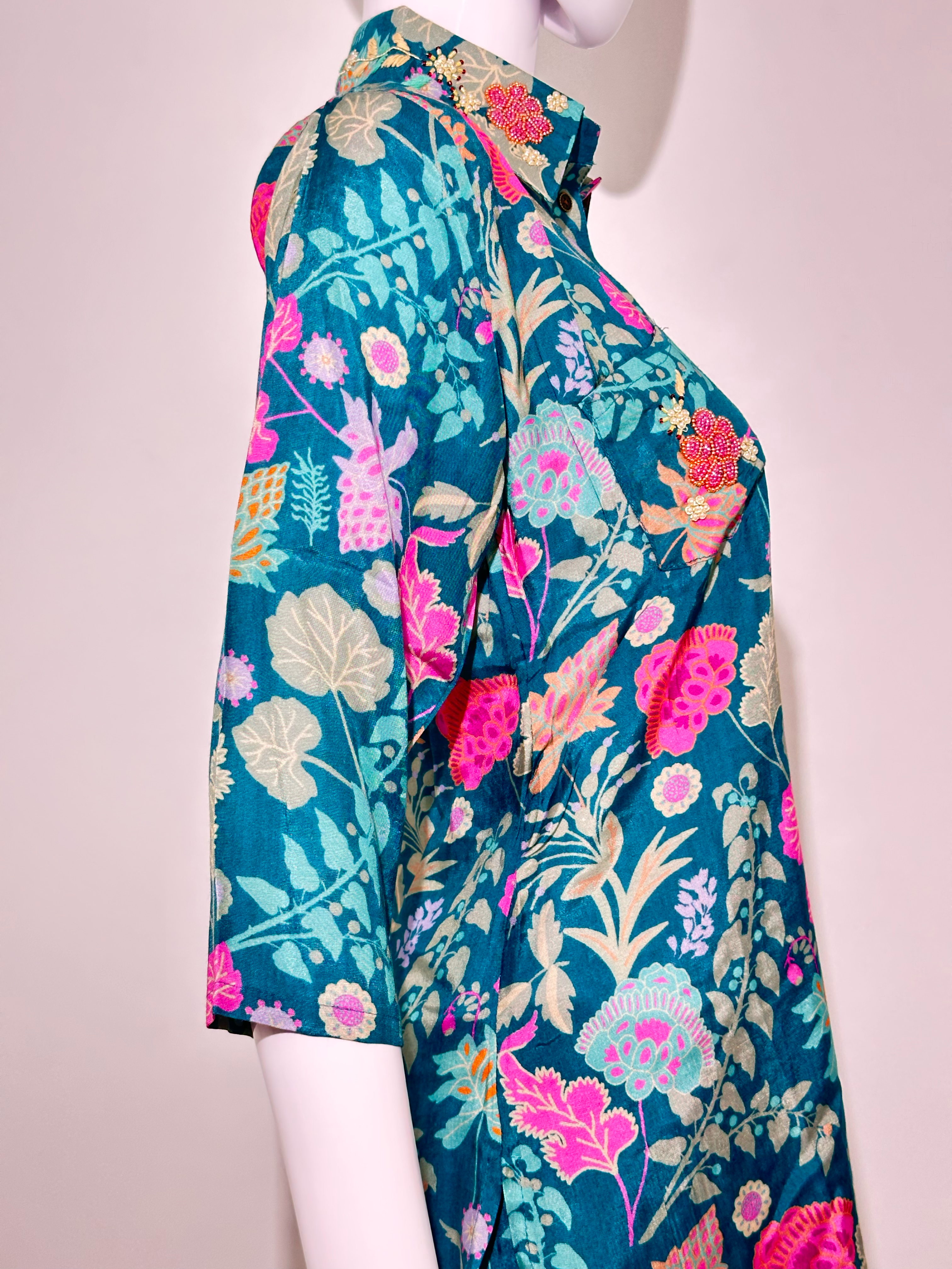 Image of Muslin Hand work Coord Set - Collar Embroidery