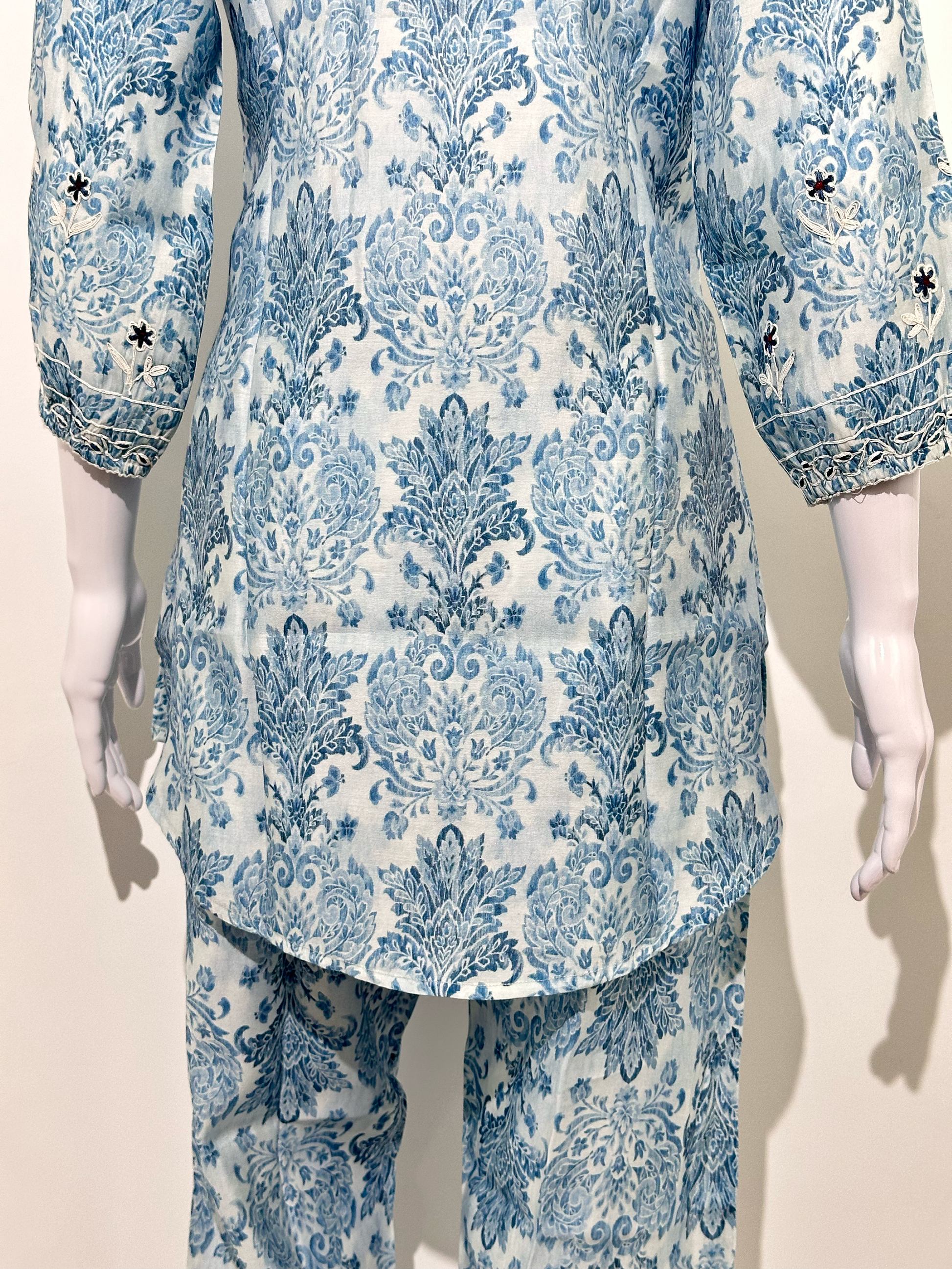Muslin Embroidery Coords with Grip Sleeve