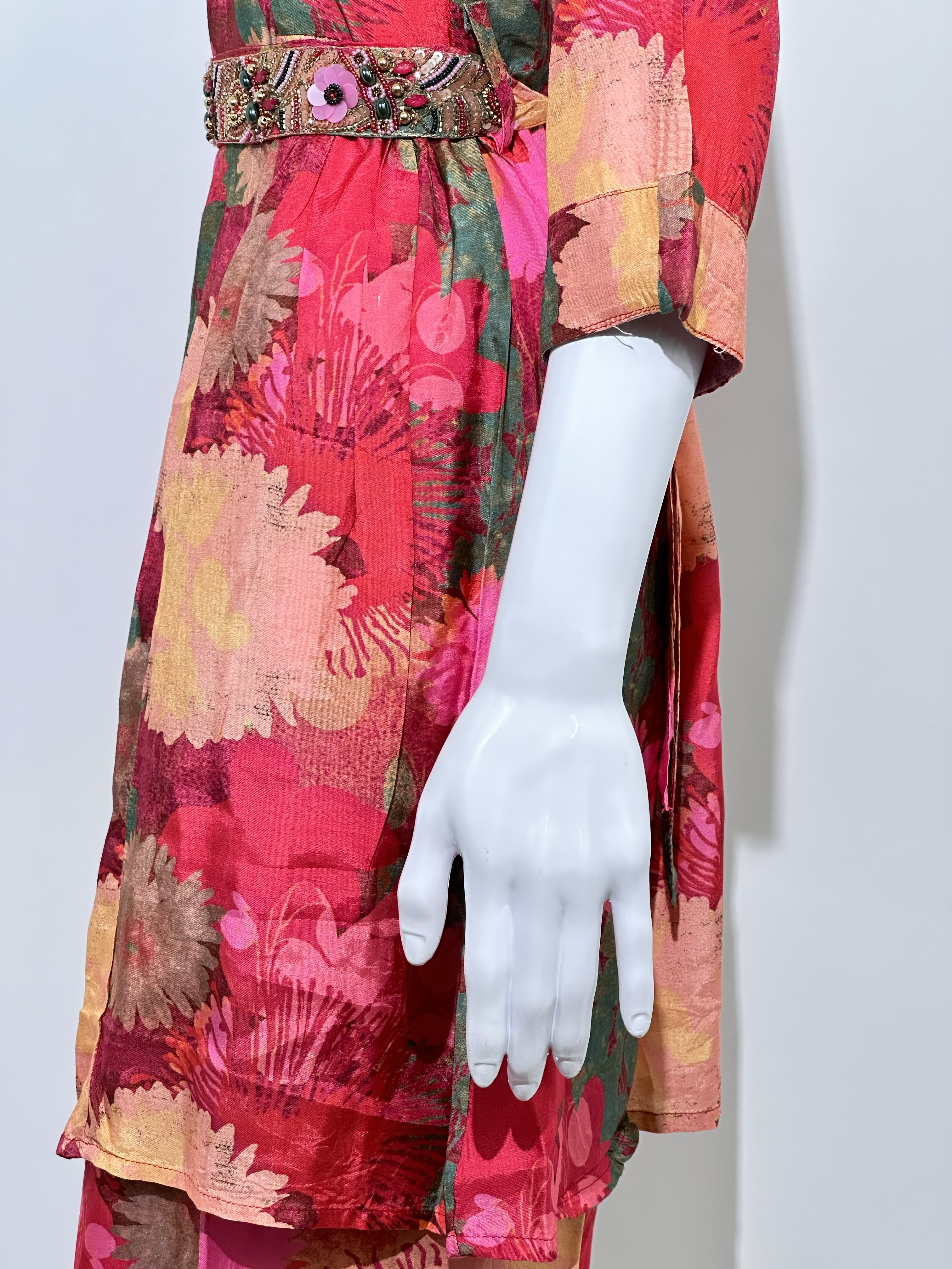 Image of Muslin Hand work Coord Set - with Belt