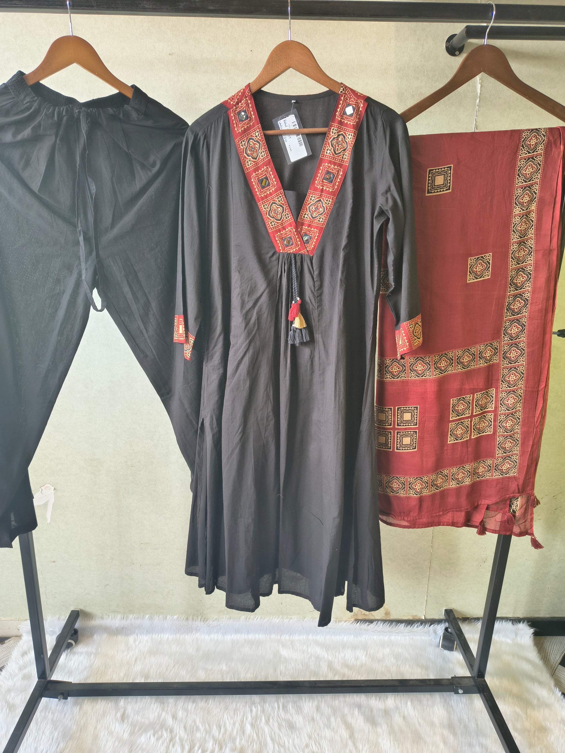 Black Cotton Blend 3-Piece Suit Set with Tribal Printed V-Neck, Tassel Tie-Up & Printed Dupatta