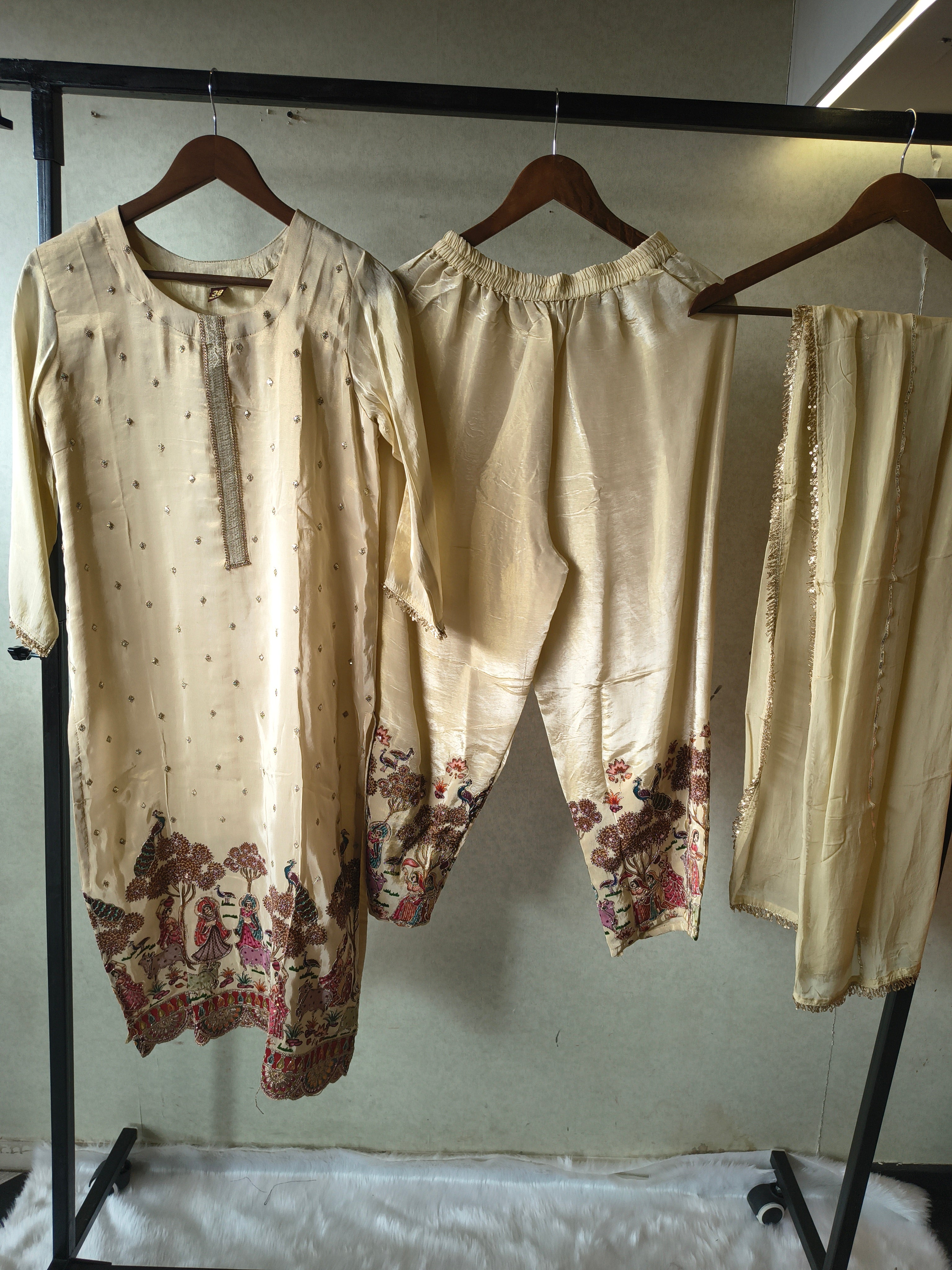 Image of Ivory Silk Blend Printed Kurta Set with Scenic Border Print & Embellished Dupatta – Premium 3 Piece Ethnic Ensemble