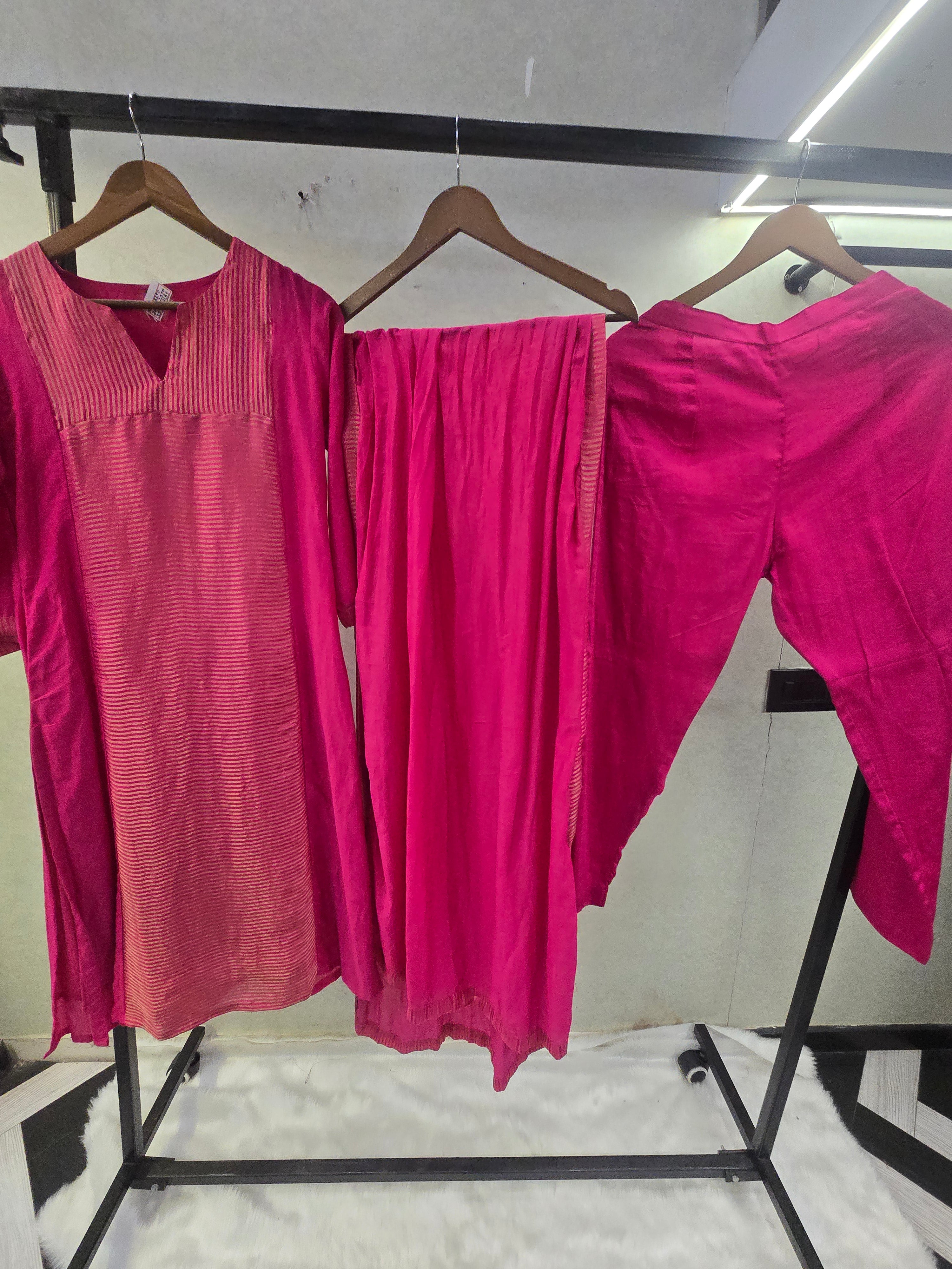 Image of Fuchsia Pink Textured Straight Kurta Set with Woven Panel & Matching Dupatta | Premium 3 Piece Ethnic Ensemble