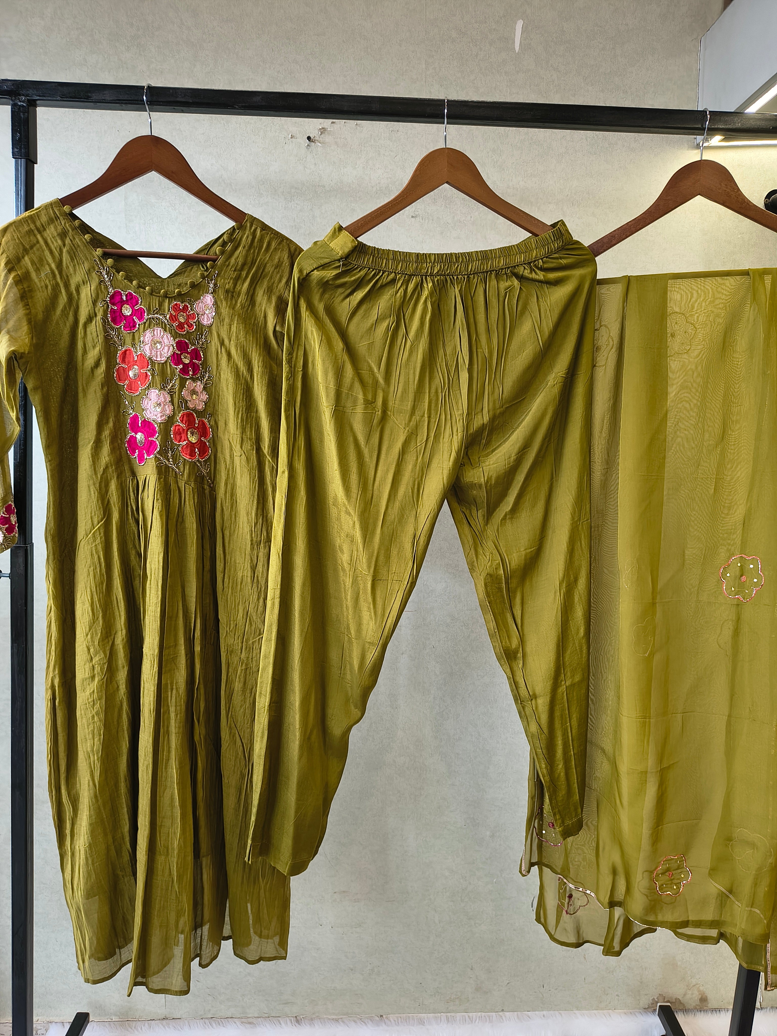 Image of Olive Green Floral Hand-Embroidered Kurta Set with Organza Dupatta | Premium 3 Piece Ethnic Suit