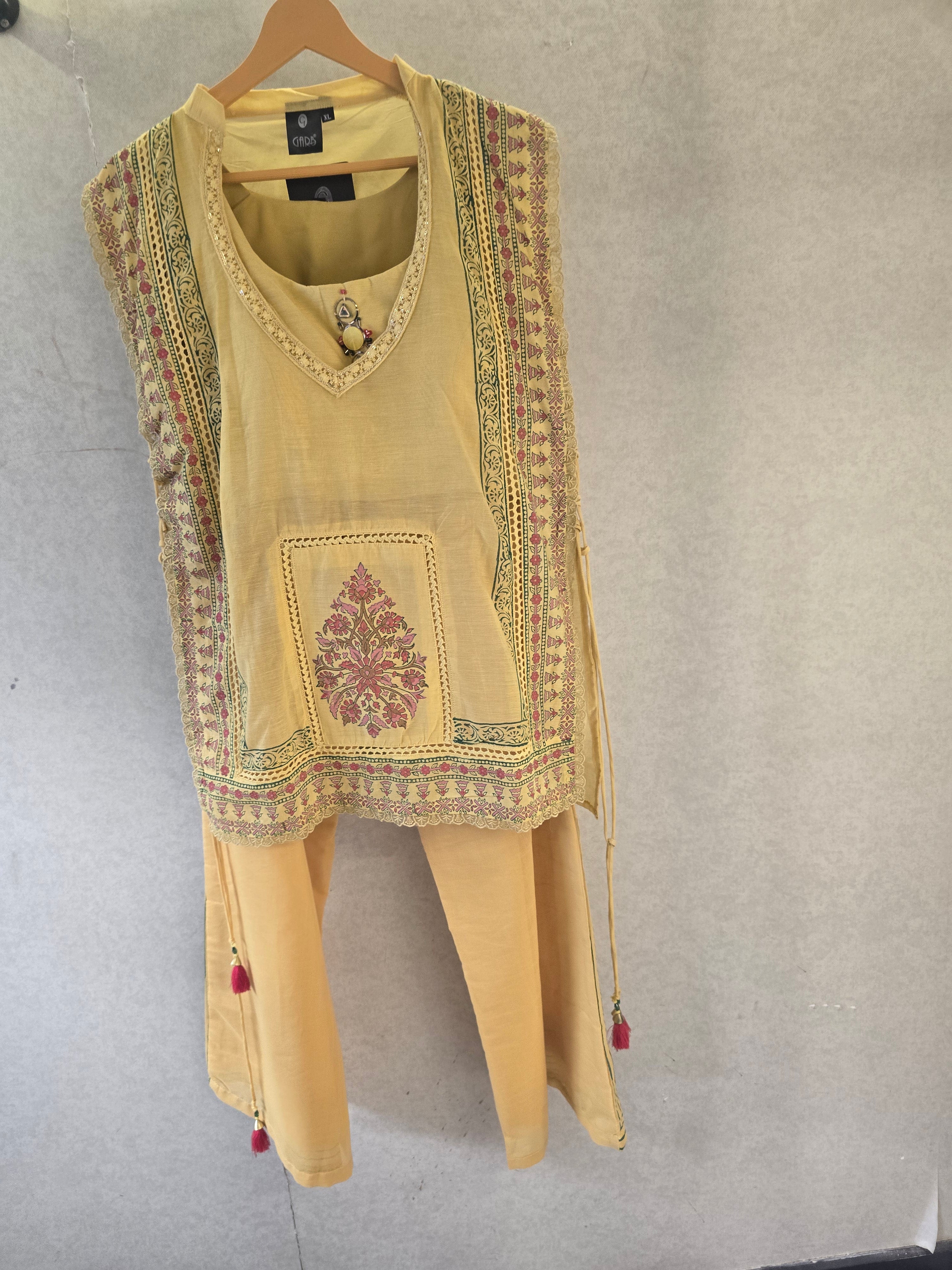 Image of Pastel Yellow Floral Print Cape Style Co-Ord Set