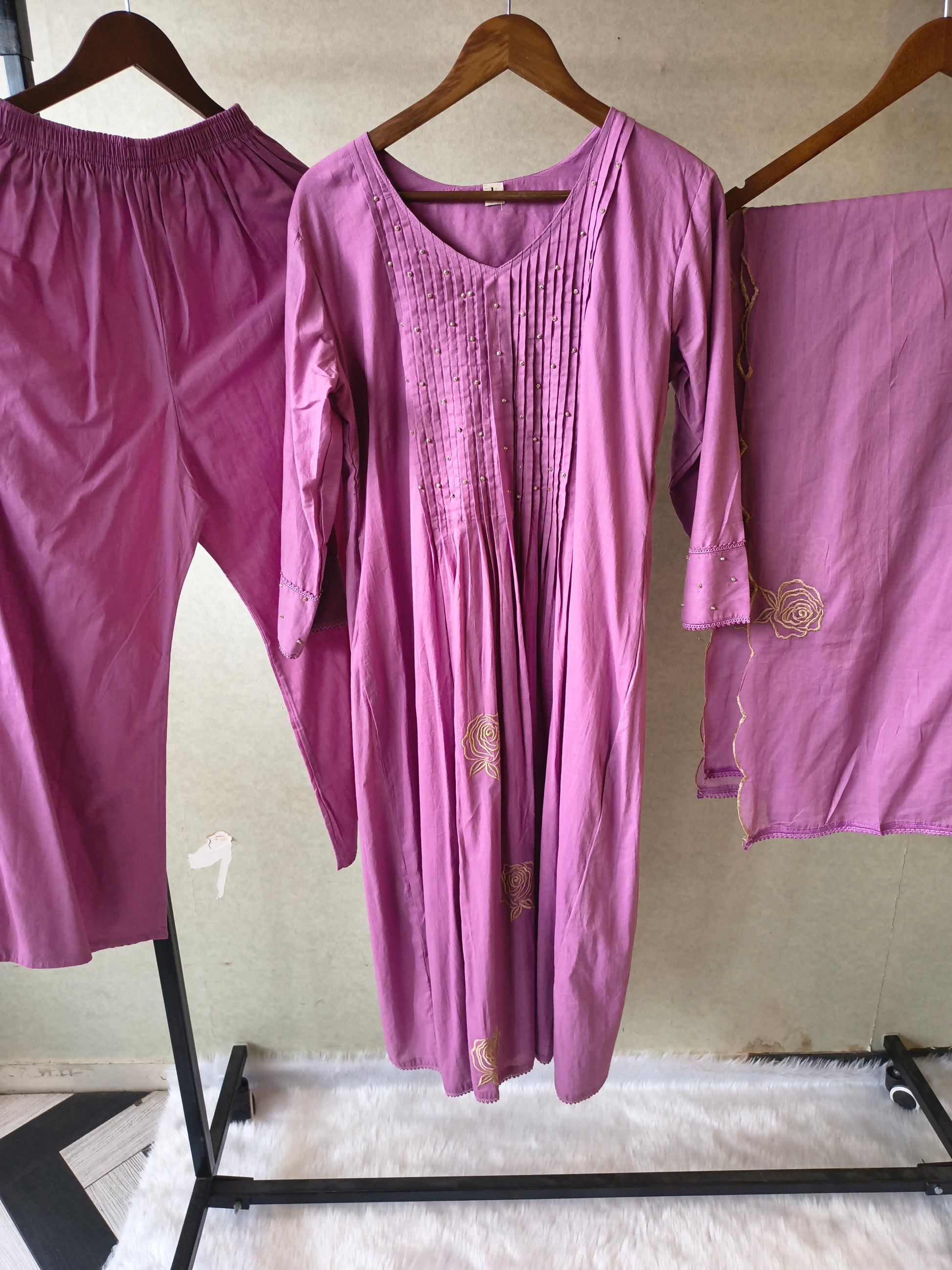 Dusty Mauve Cotton Blend 3-Piece Suit Set with Pintuck Detailing & Delicate Floral Embroidery