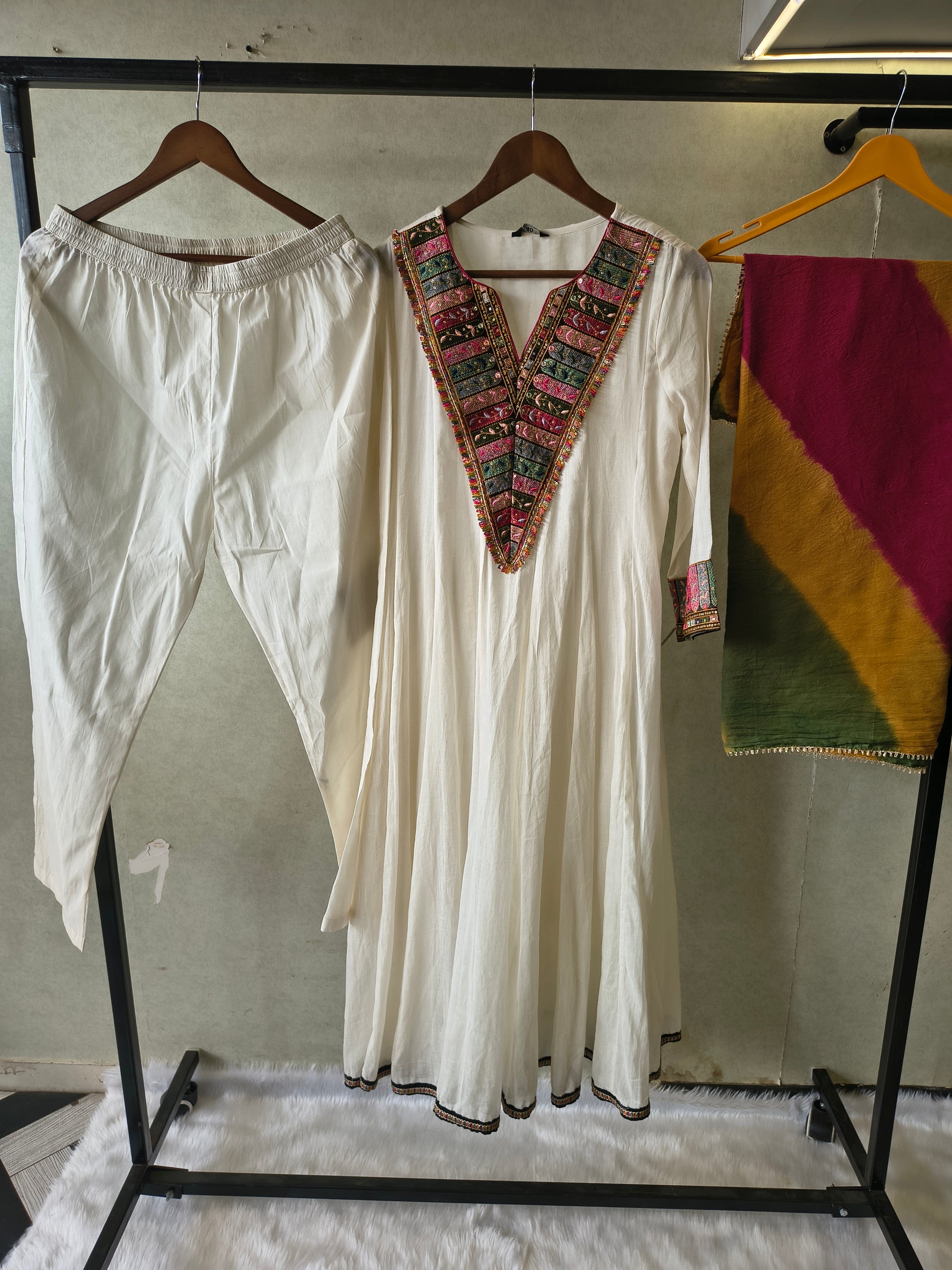 Ivory Cotton Anarkali Suit Set with Embroidered V-Neck & Colour Block Dupatta