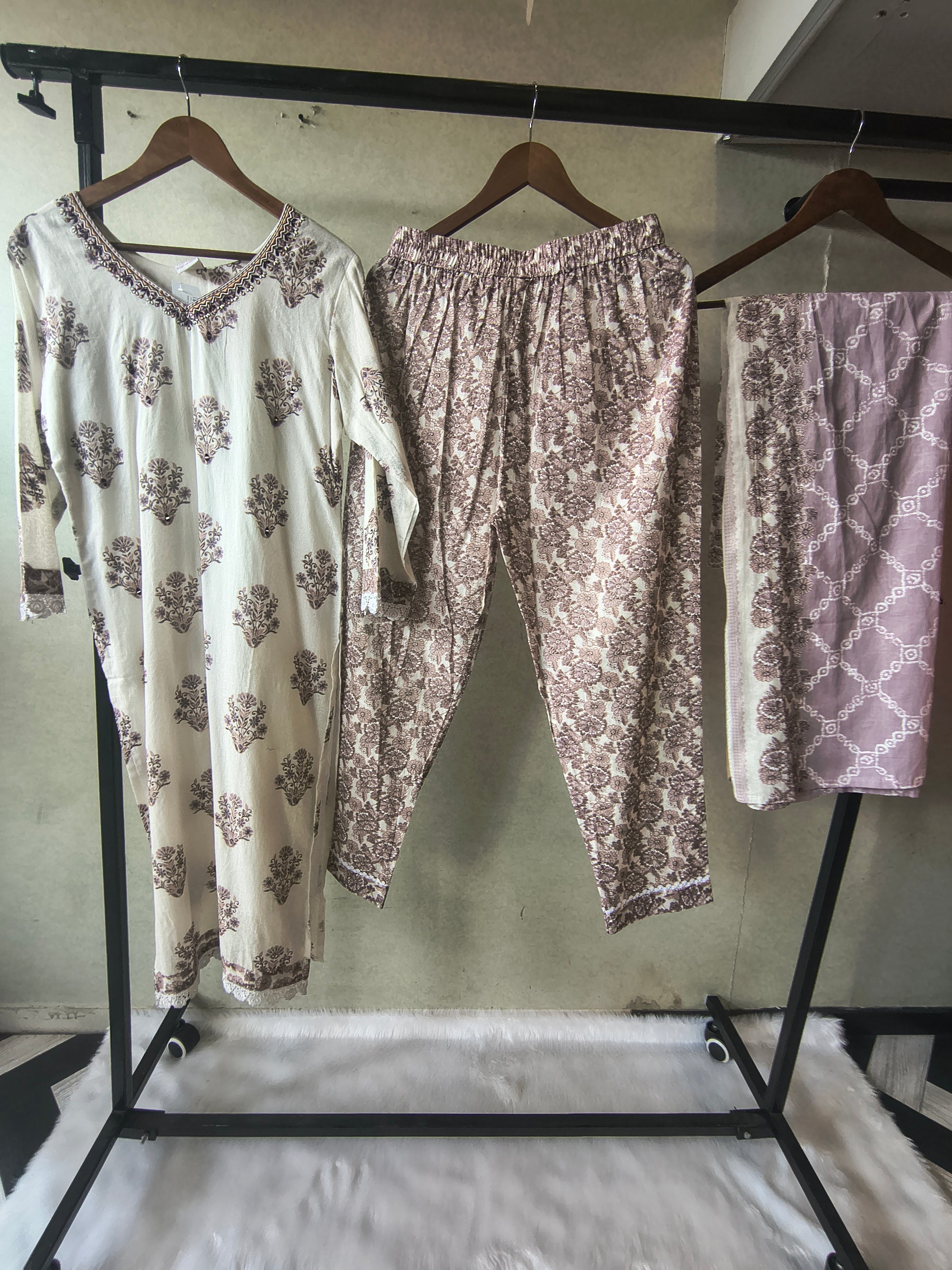 Premium Ivory Floral Printed Cotton Kurta Set with Printed Pants & Contrast Dupatta