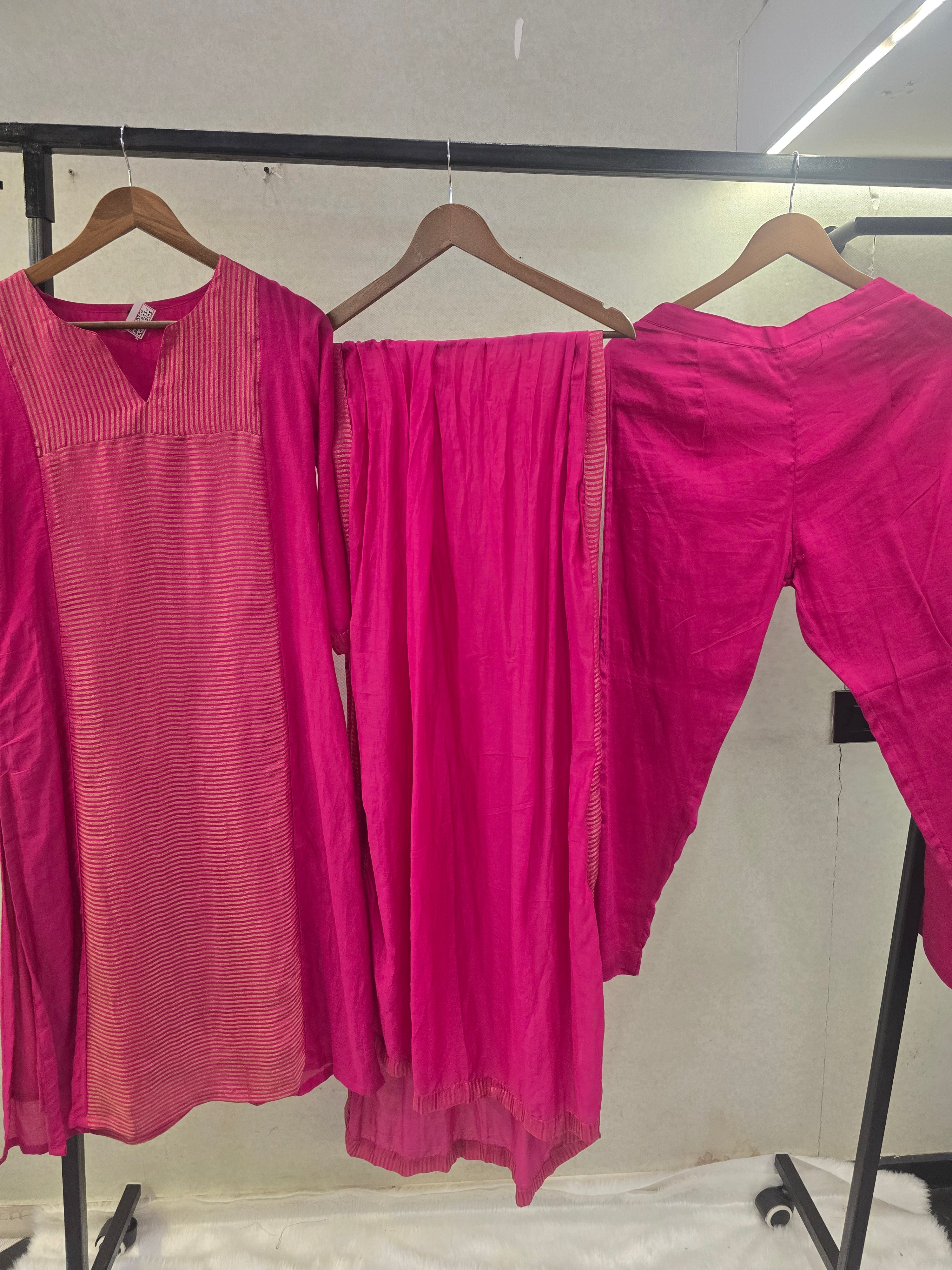 Image of Fuchsia Pink Textured Straight Kurta Set with Woven Panel & Matching Dupatta | Premium 3 Piece Ethnic Ensemble