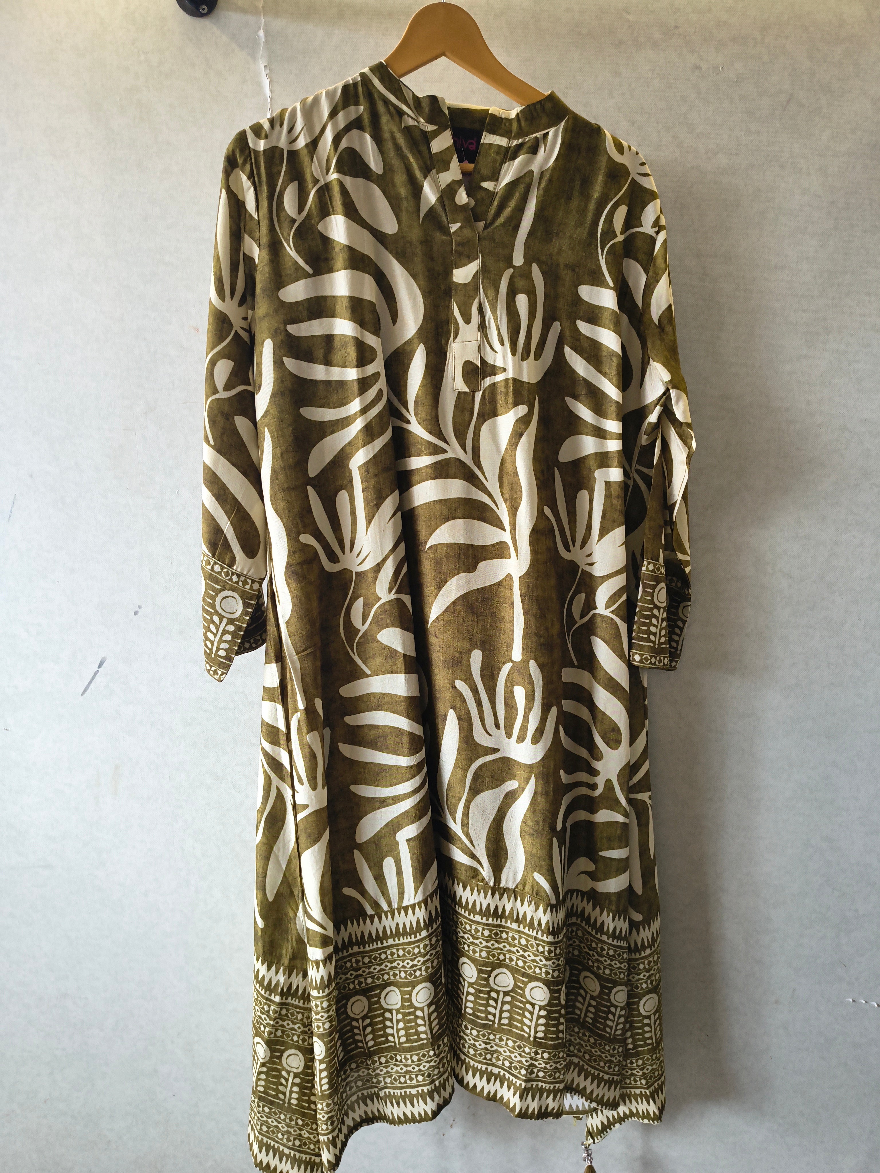 Image of Olive Botanical Printed Premium Co-Ord Set