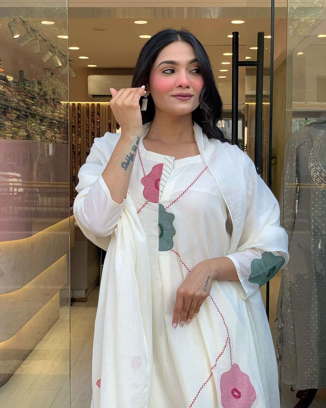 Beautiful Heavy qualit Mul cotton Fabric designer festive wear Top pant with Heavy Embroidery Work with lining