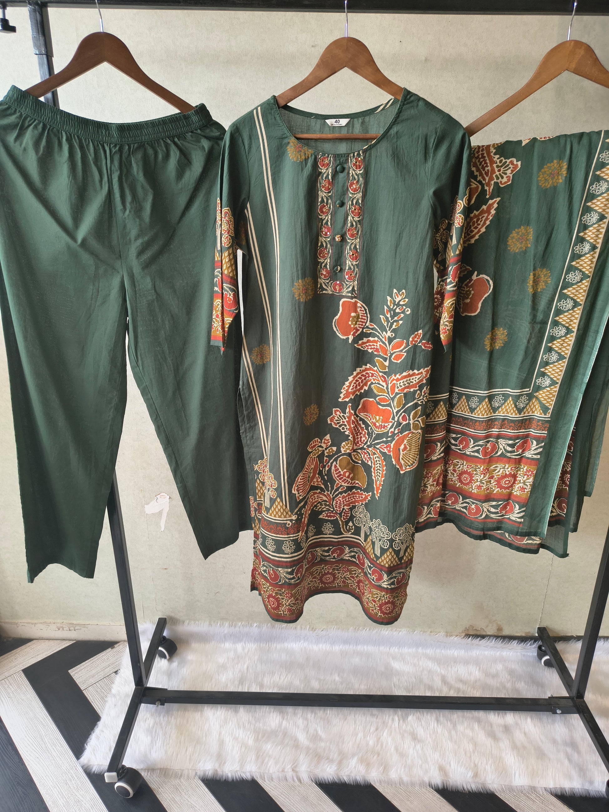 Emerald Green Floral Printed Three-Piece Cotton Kurta Set with Dupatta
