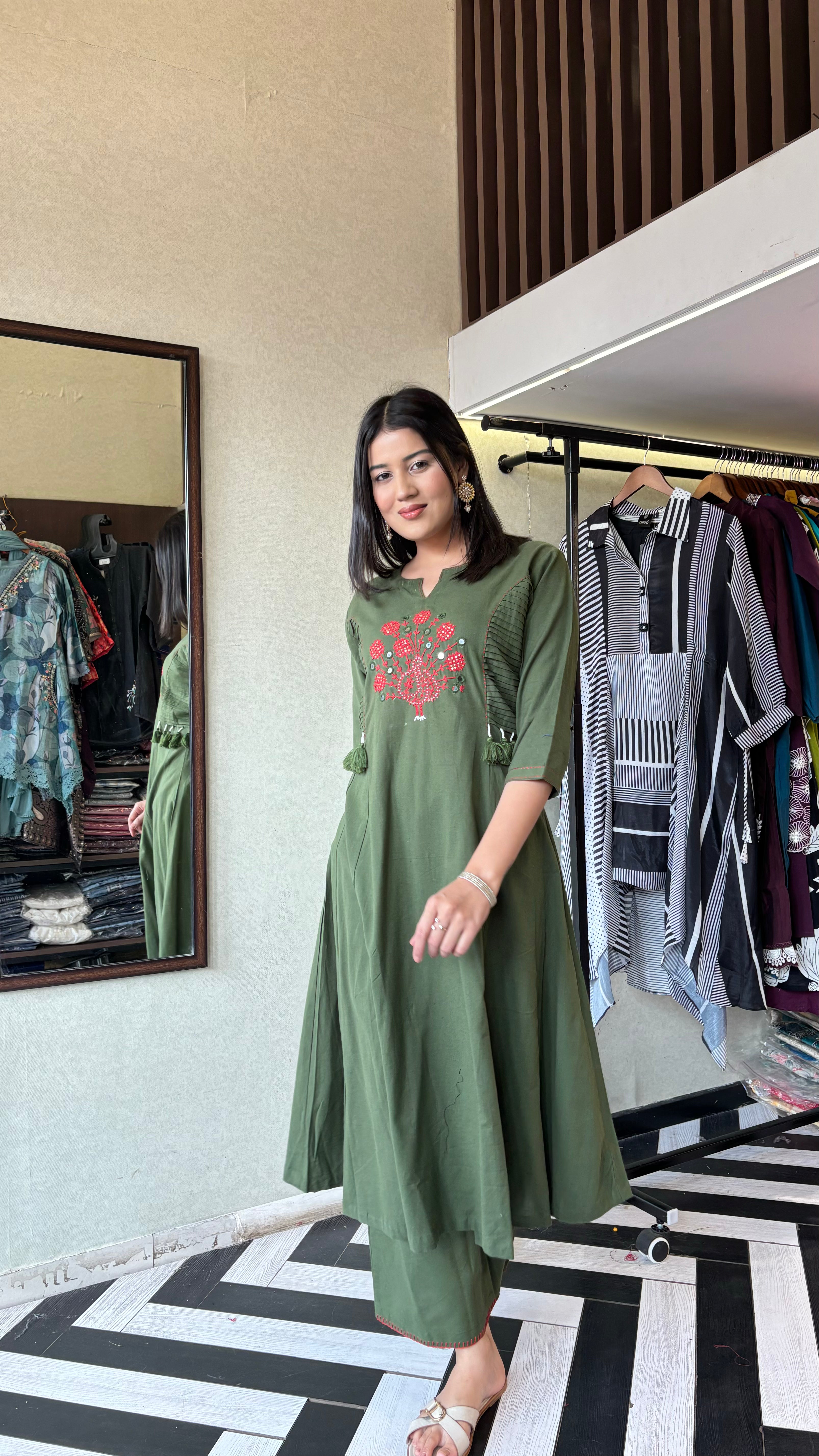 Image of Tadko Designer 2 Piece Set