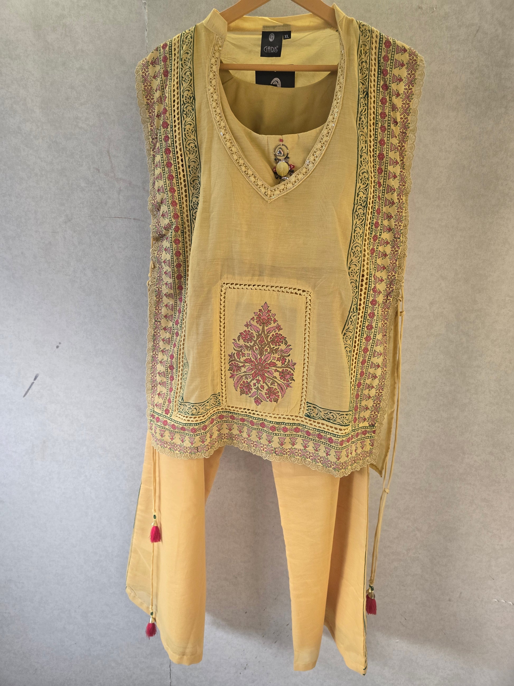 Pastel Yellow Floral Print Cape Style Co-Ord Set