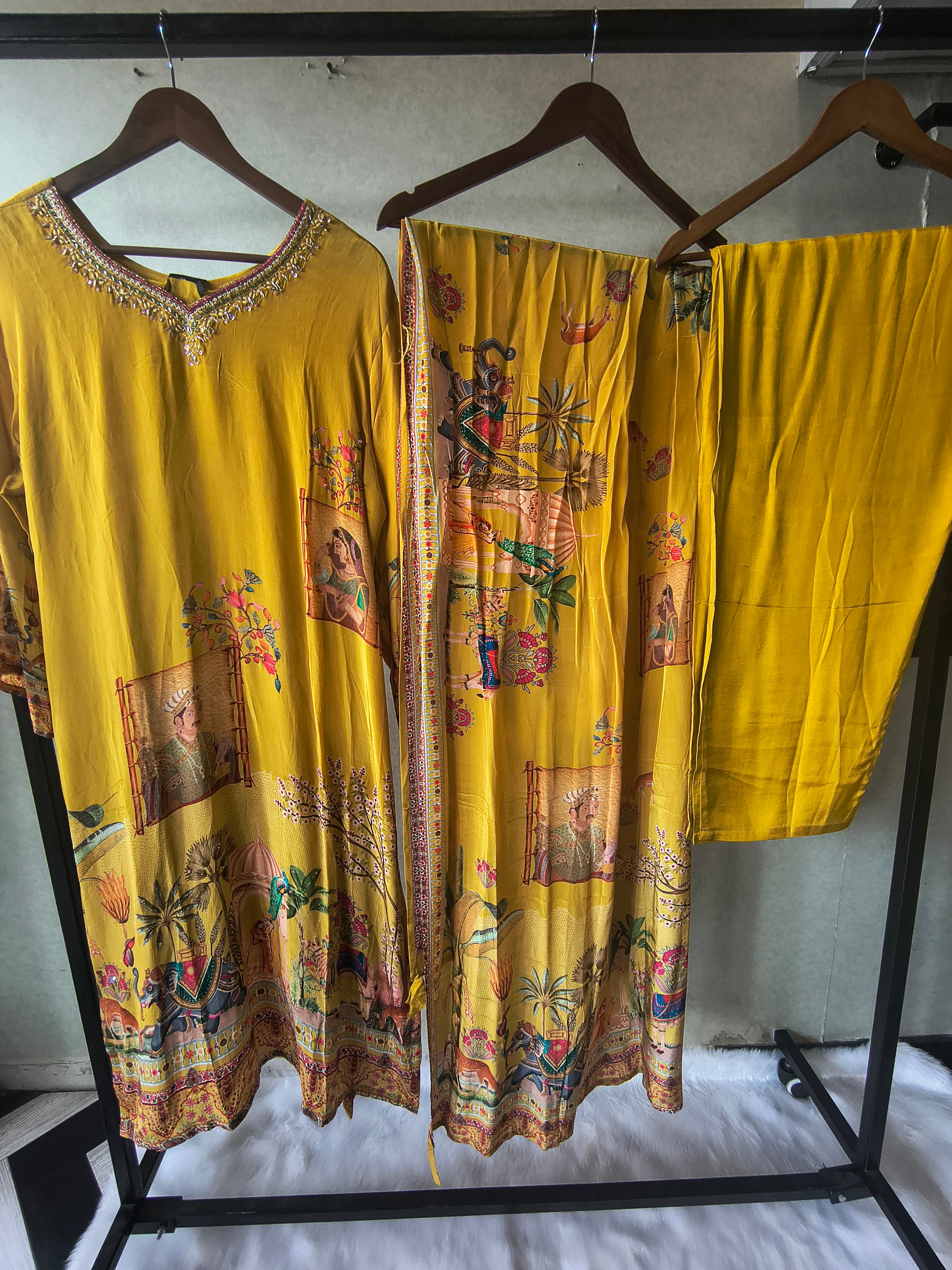 Image of Premium Mustard Yellow Heritage Print Straight Kurta Set with Scenic Dupatta & Straight Pants