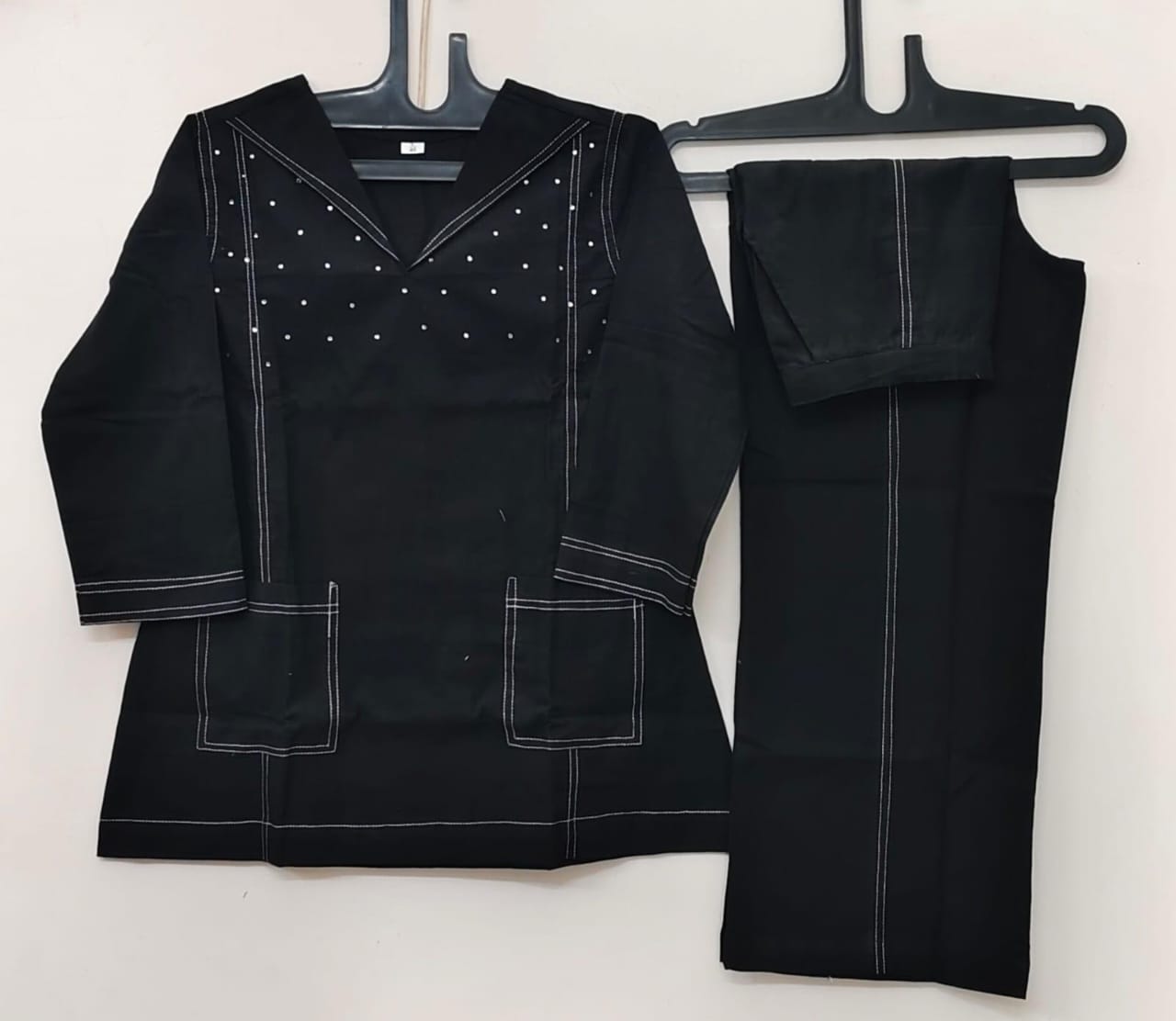 Image of Look stylish and walk in comfort with our new Hand WORK set perfect for your wardrobe. Pure Denim Cotton Slub