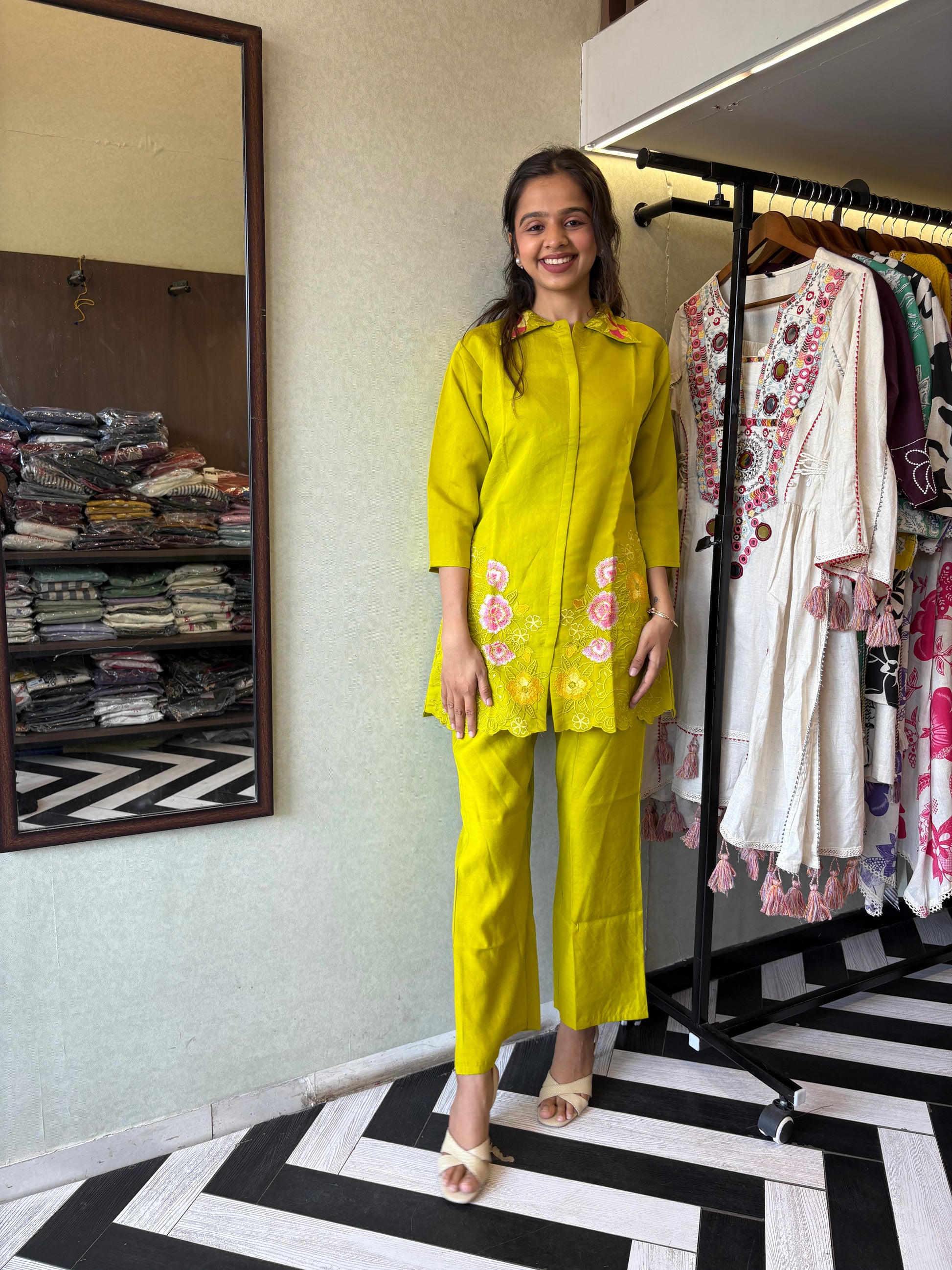 Pure cotton 2-piece coord set, featuring elegant embroidery work!