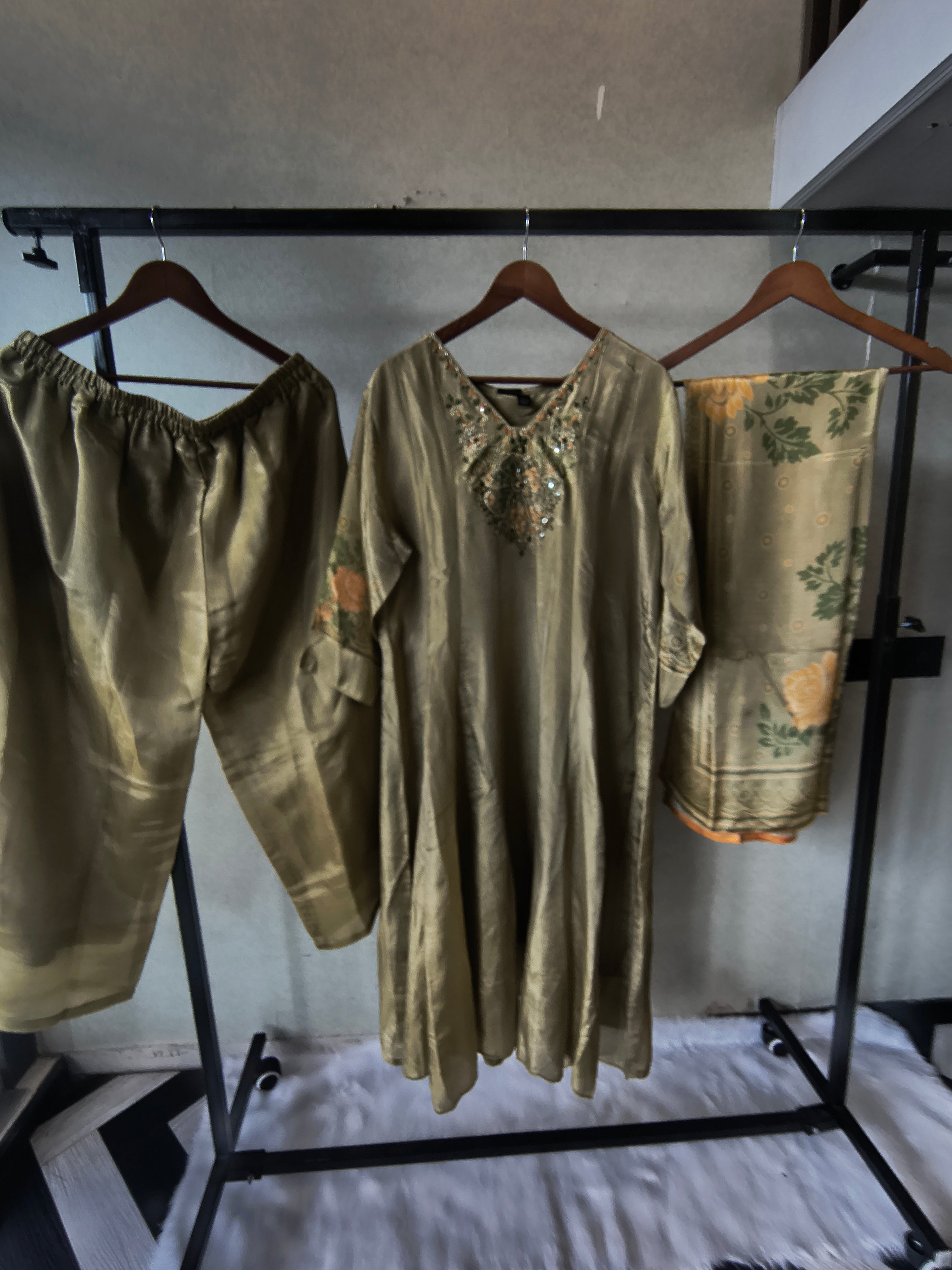 Image of Premium Pistachio Green Embroidered Silk Kurta Set with Printed Dupatta