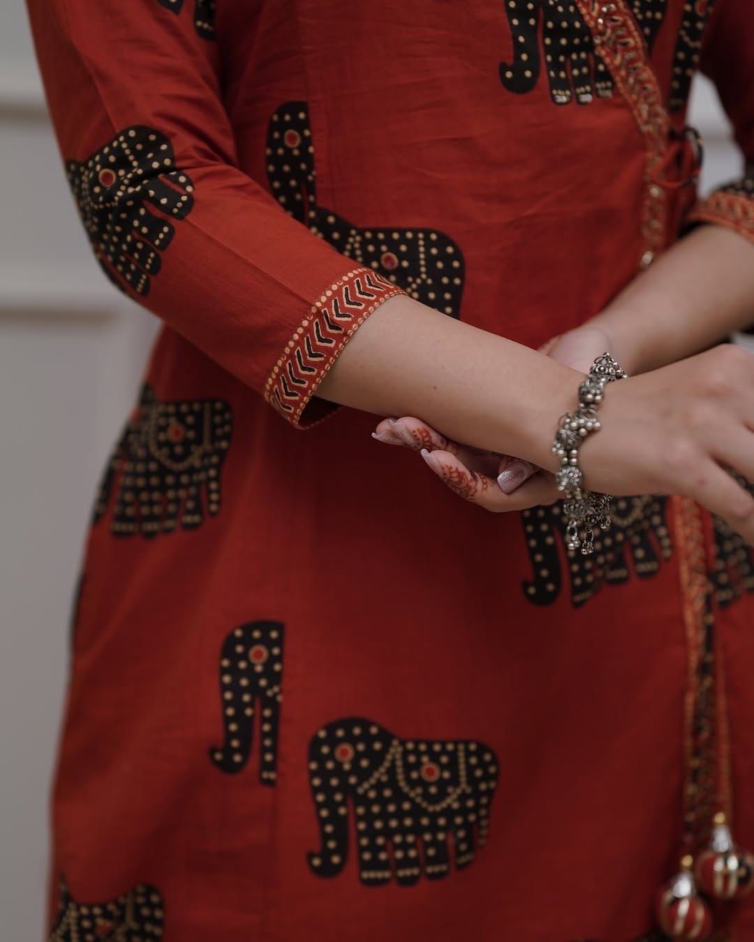 Image of Hathi Print Embroidery Cotton Kurti Set