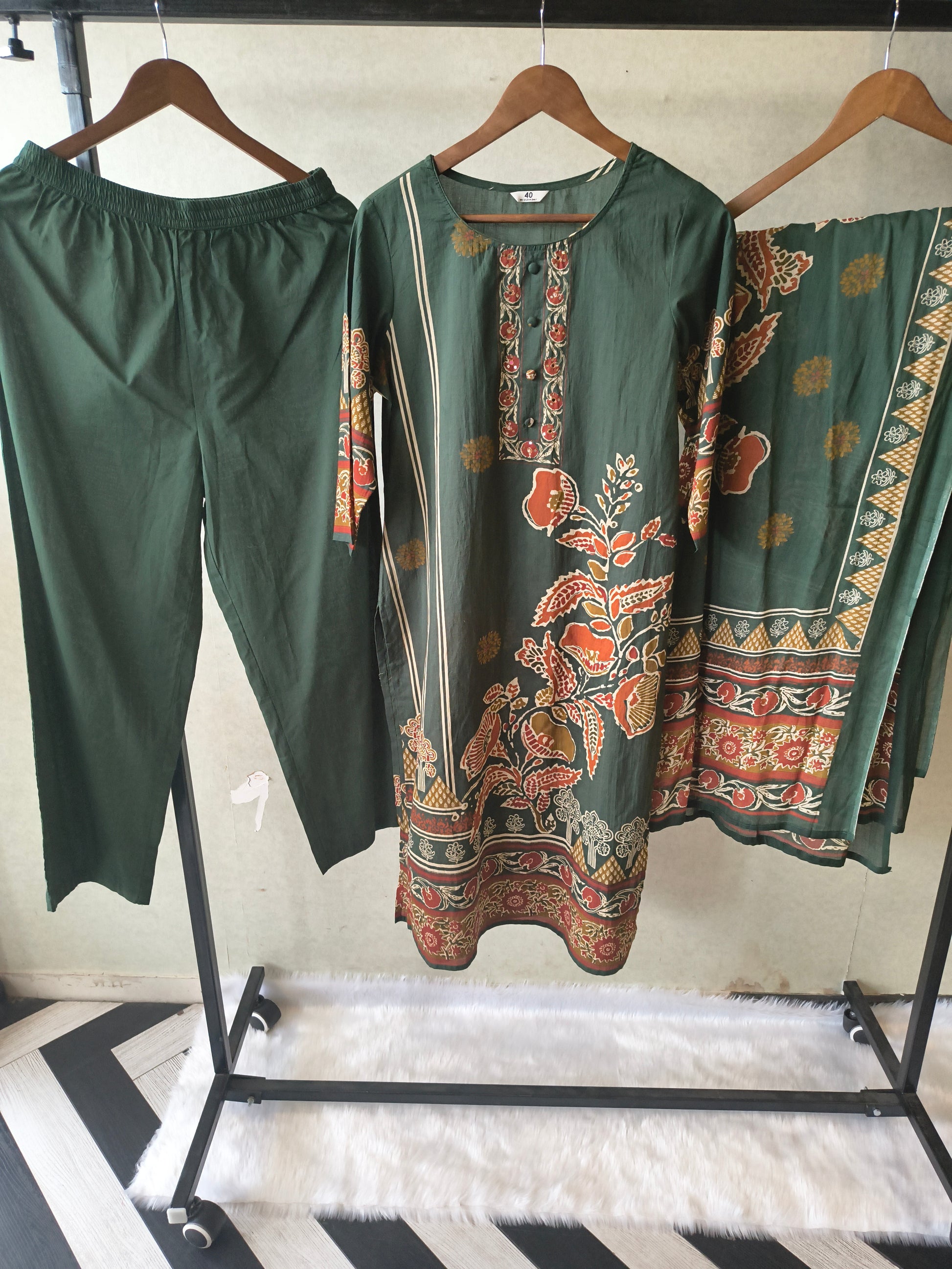 Emerald Green Floral Printed Three-Piece Cotton Kurta Set with Dupatta