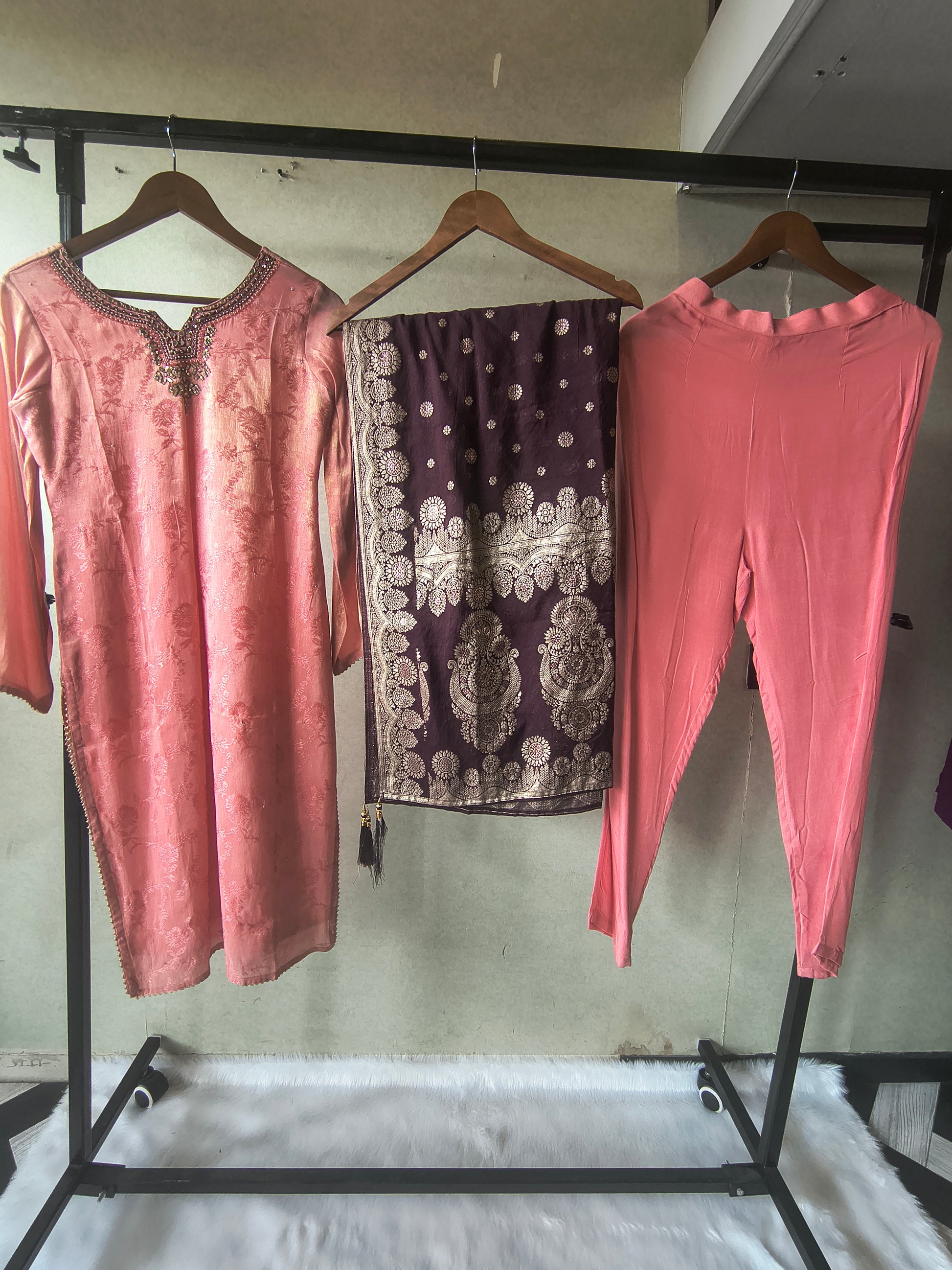 Premium Dusty Rose Jacquard Silk Kurta Set with Banarasi Woven Dupatta & Straight Pants
