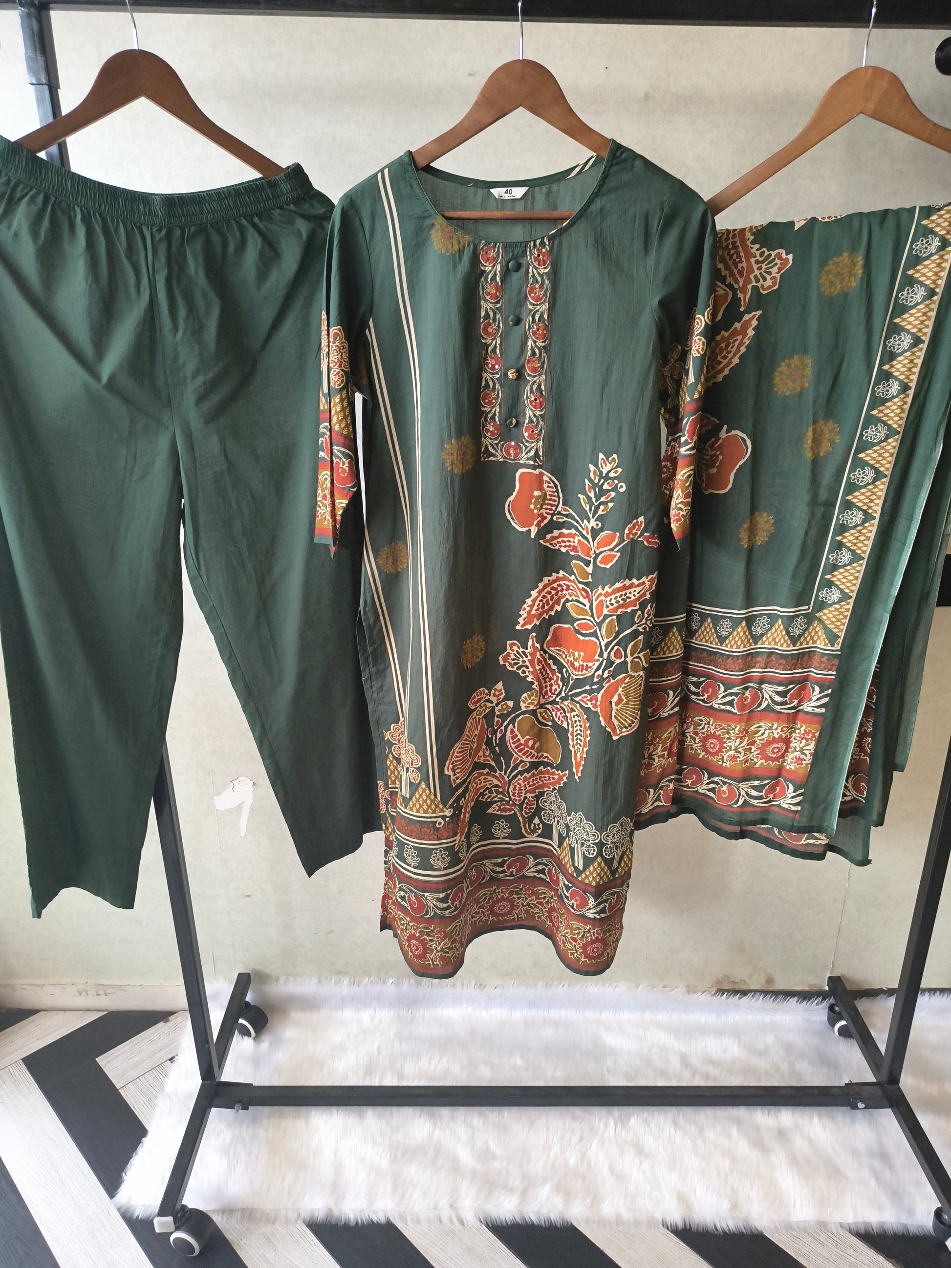 Emerald Green Floral Printed Three-Piece Cotton Kurta Set with Dupatta