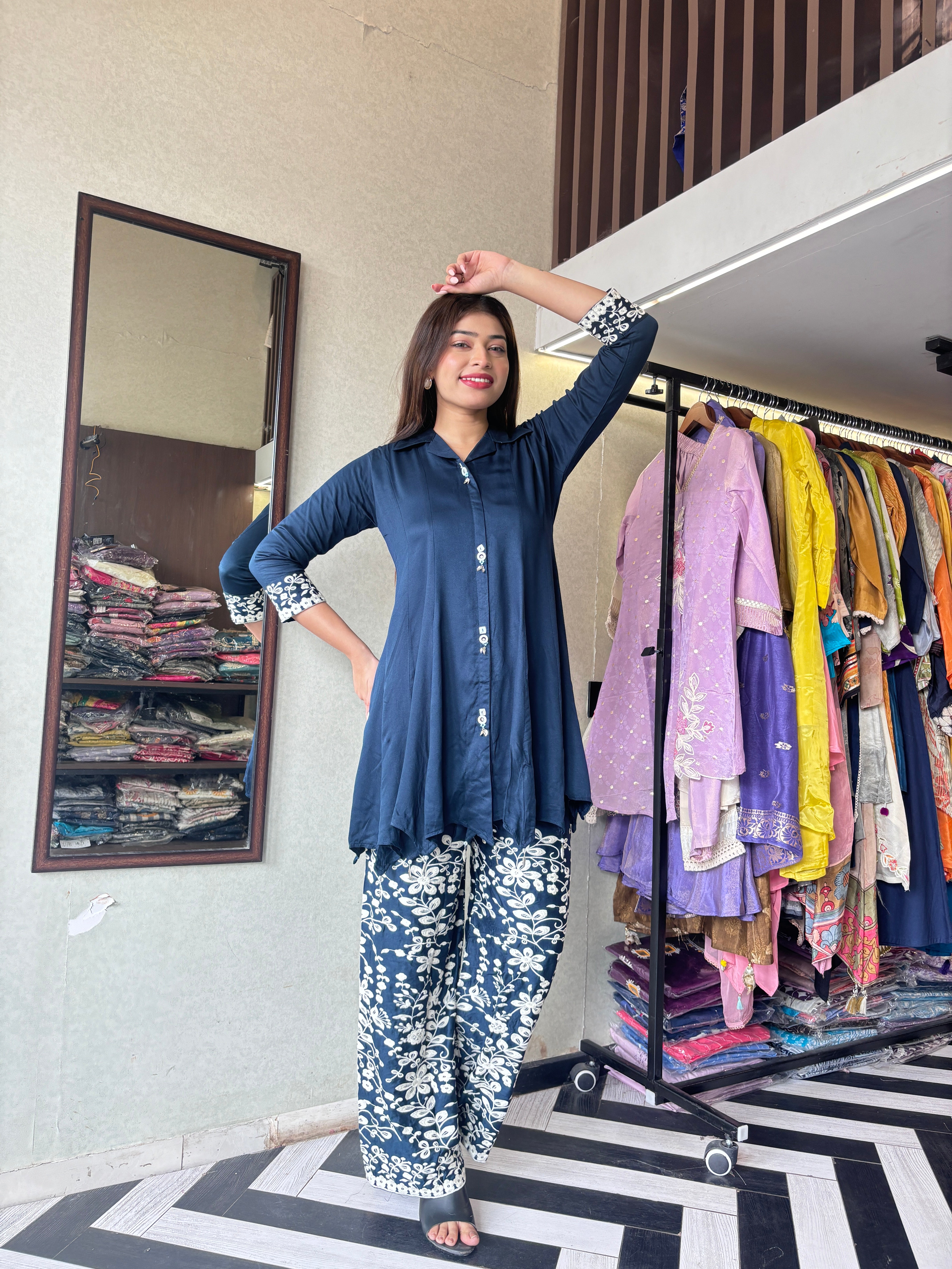 Image of Pure Gaji Silk with Crepe Fabric Coord Set ( Thread Work )