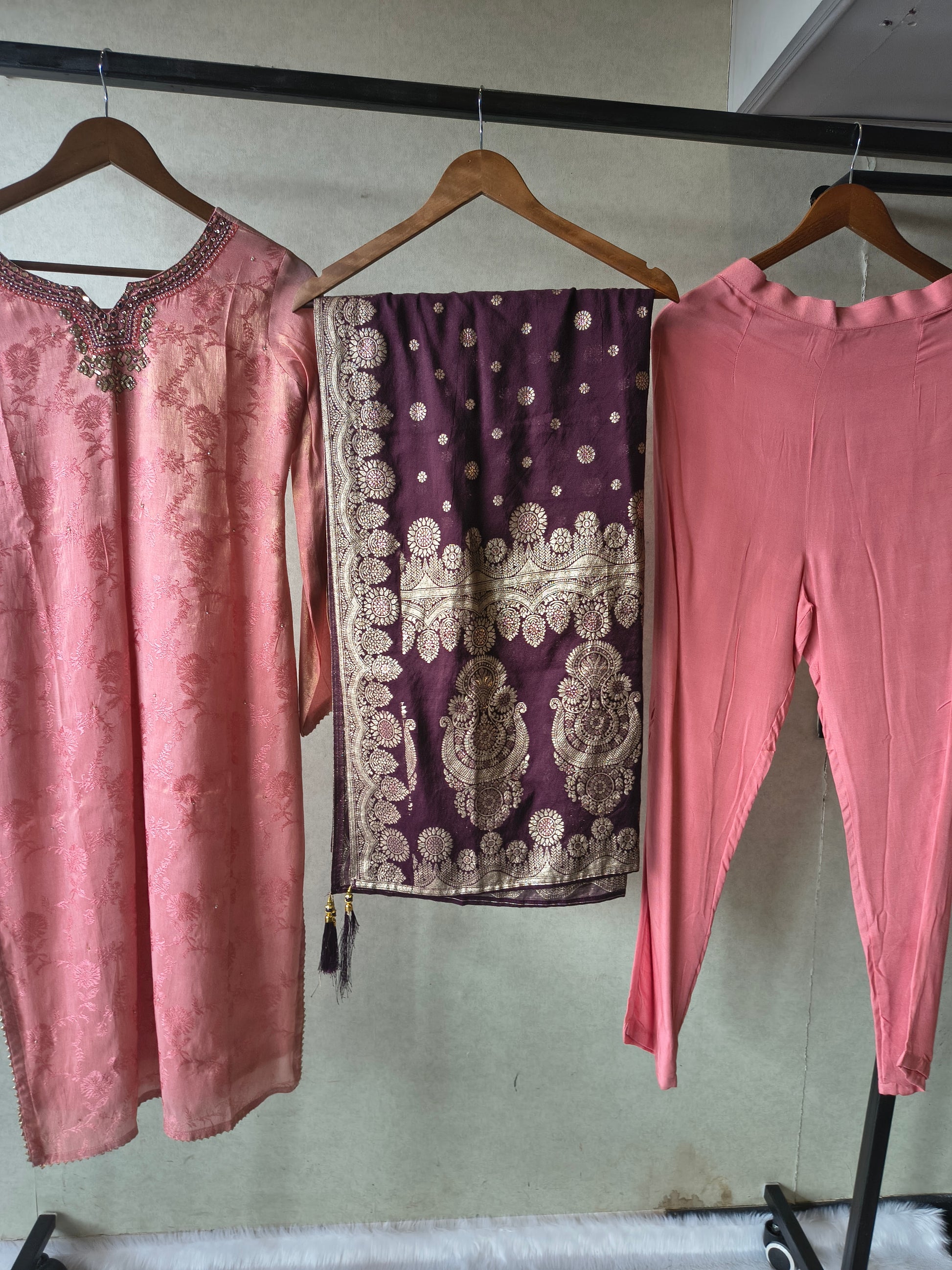 Premium Dusty Rose Jacquard Silk Kurta Set with Banarasi Woven Dupatta & Straight Pants