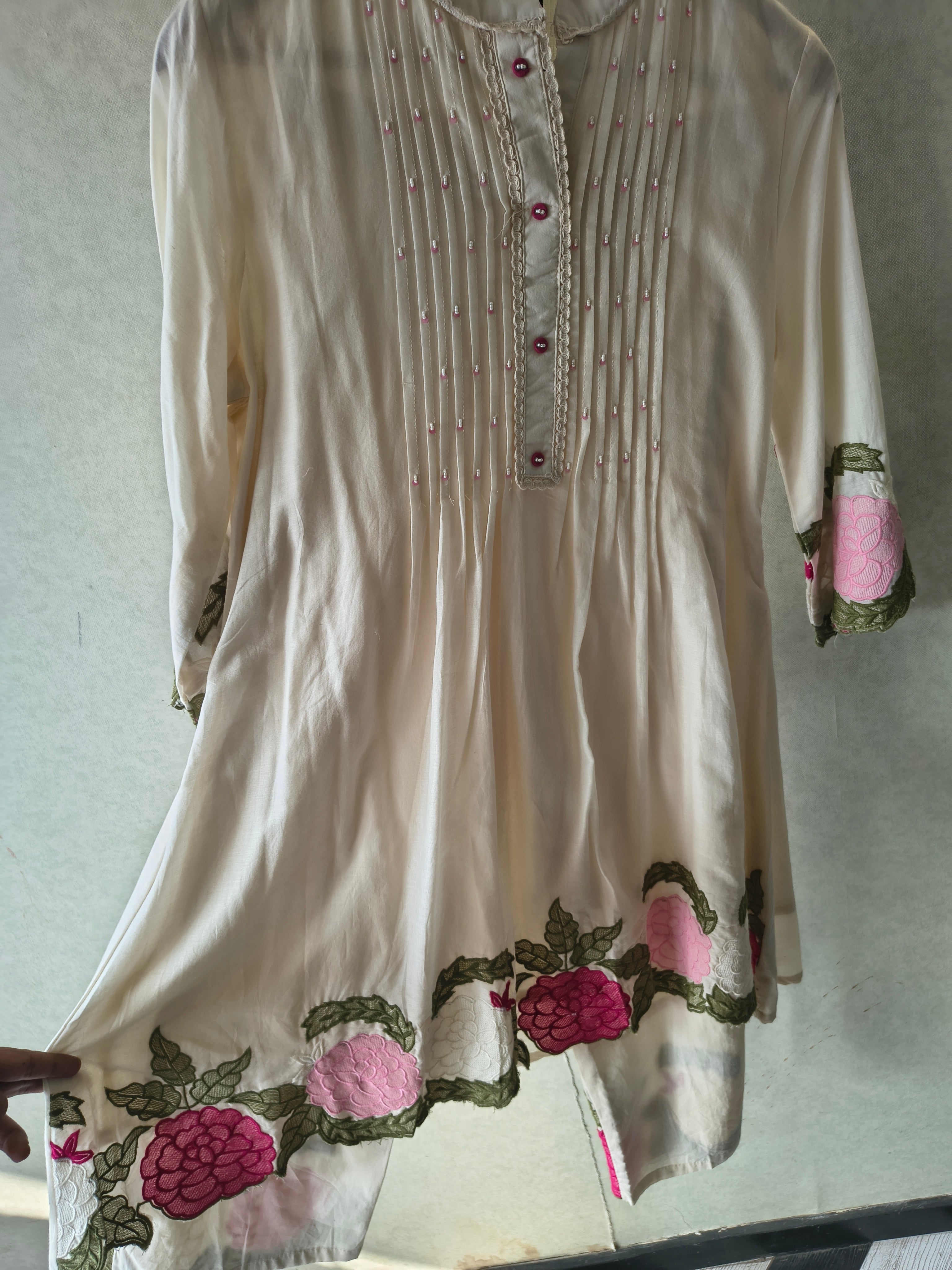 Image of Ivory Floral Embroidered Pintuck Designer Kurta Pant Co-Ord Set