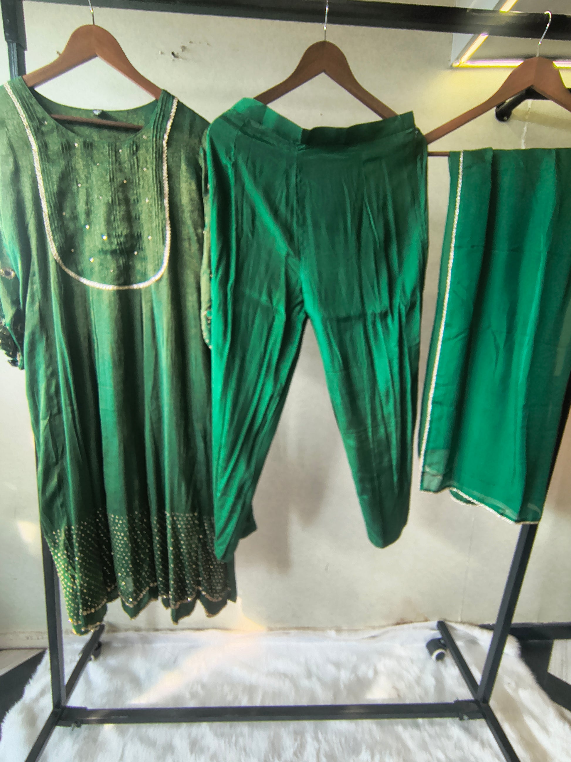 Emerald Green Georgette Anarkali Suit Set with Pintuck Yoke, Sequin Detailing & Lace Border Dupatta – Premium 3 Piece Ethnic Ensemble