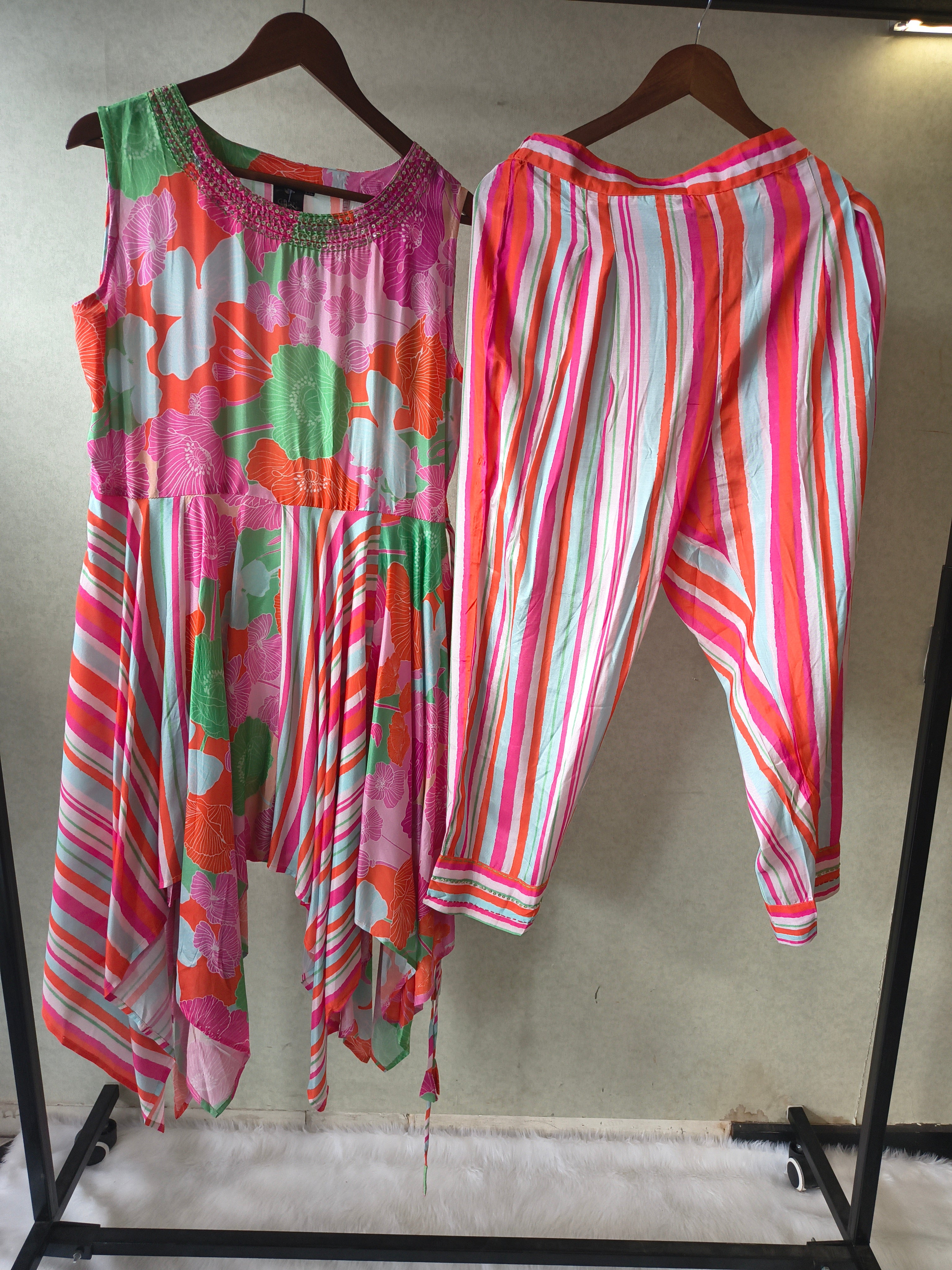 Image of Premium Tropical Floral Handkerchief Kurta with Striped Tapered Pants Co-Ord Set