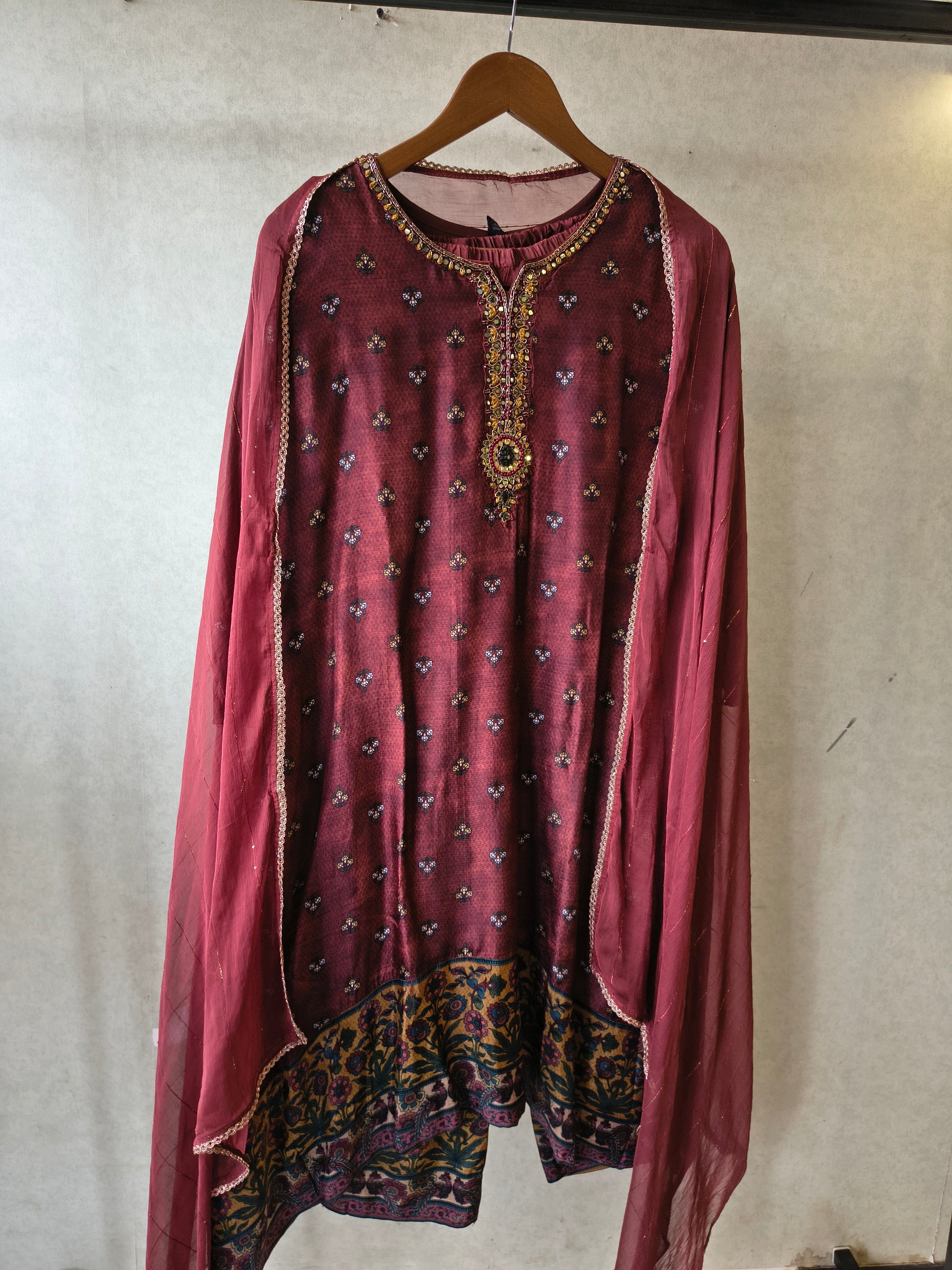 Image of Premium Wine Floral Border Kurta with Straight Pants & Shimmer Dupatta Set
