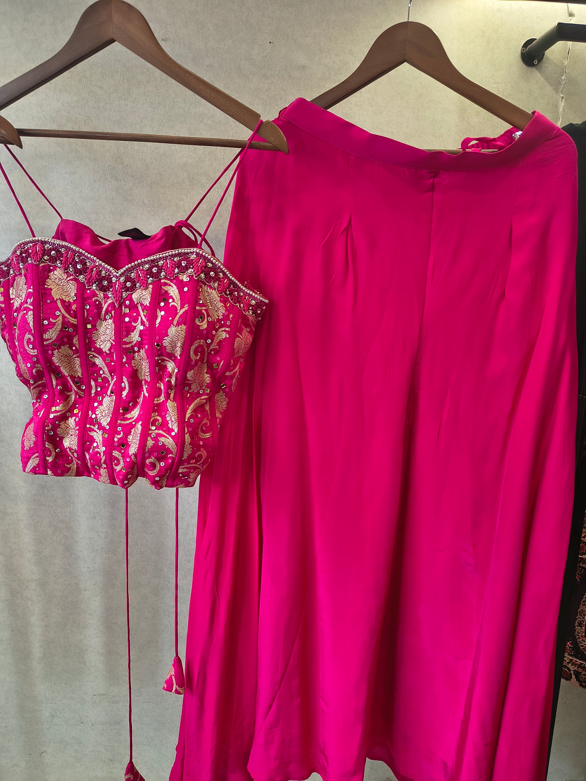 Luxury Rani Pink Corset Blouse with Flared Palazzo & Embellished Choker Dupatta – 3 Piece Designer Indo-Western Set