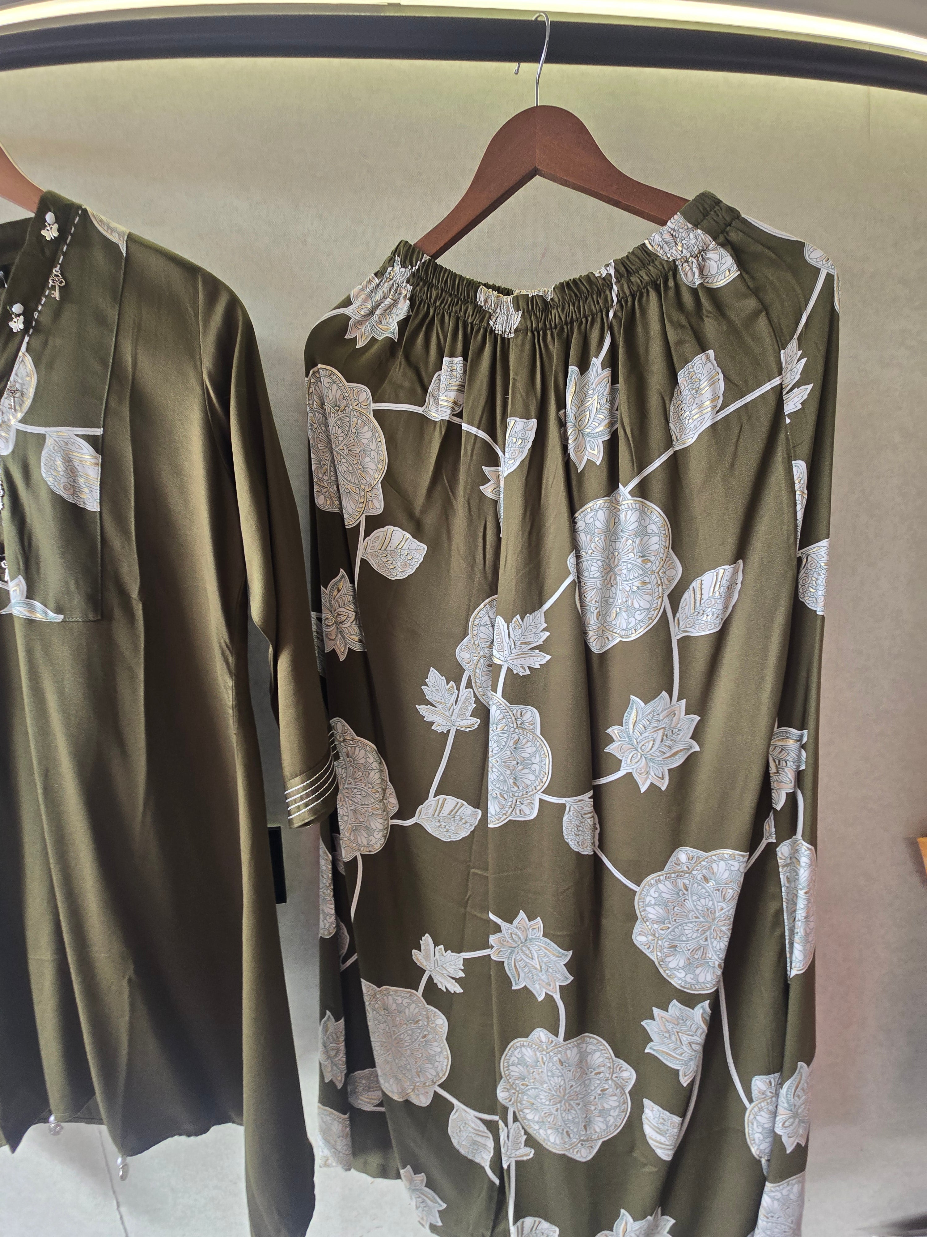 Image of Olive Botanical Print Co-Ord Set