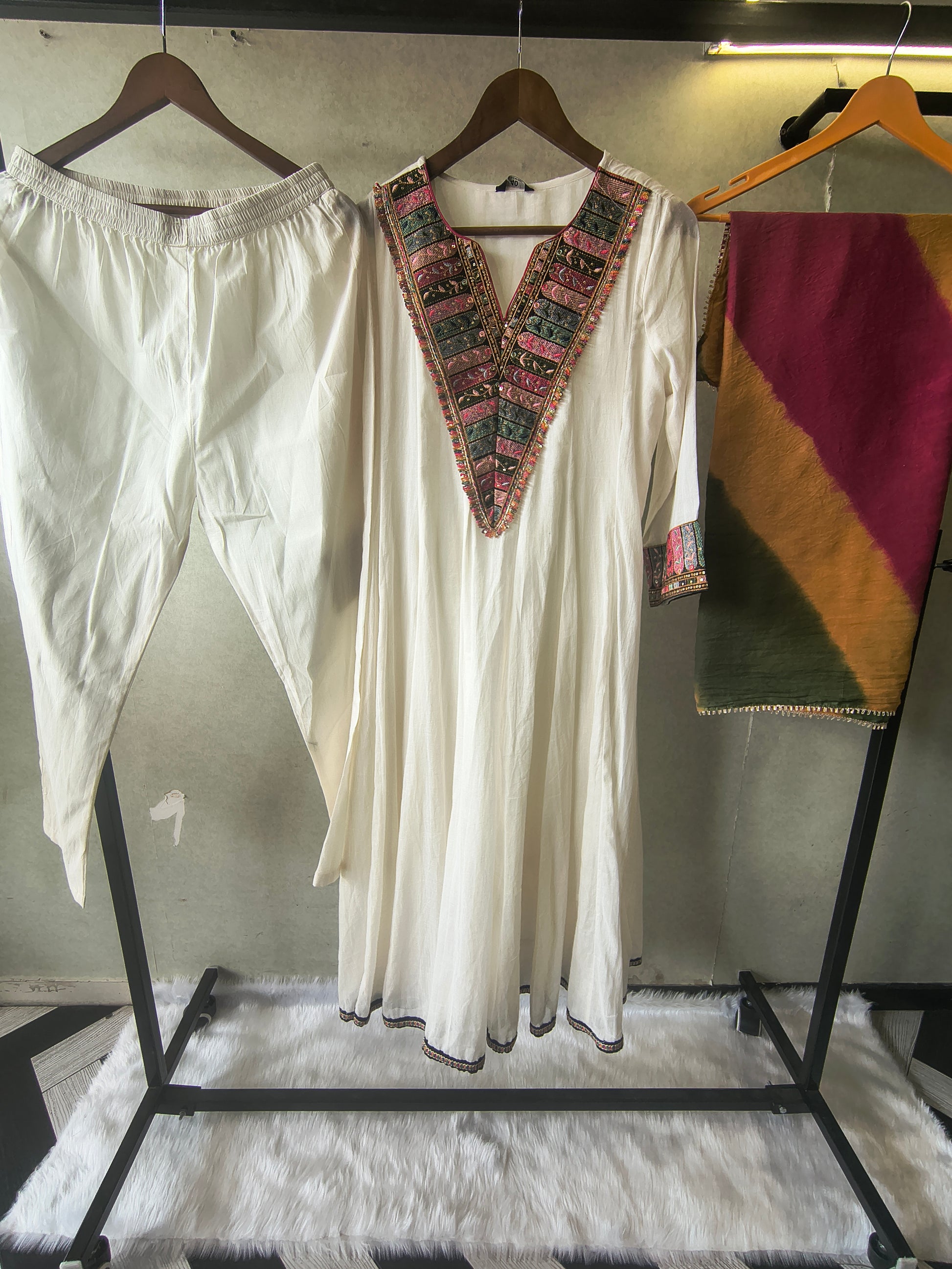 Ivory Cotton Anarkali Suit Set with Embroidered V-Neck & Colour Block Dupatta
