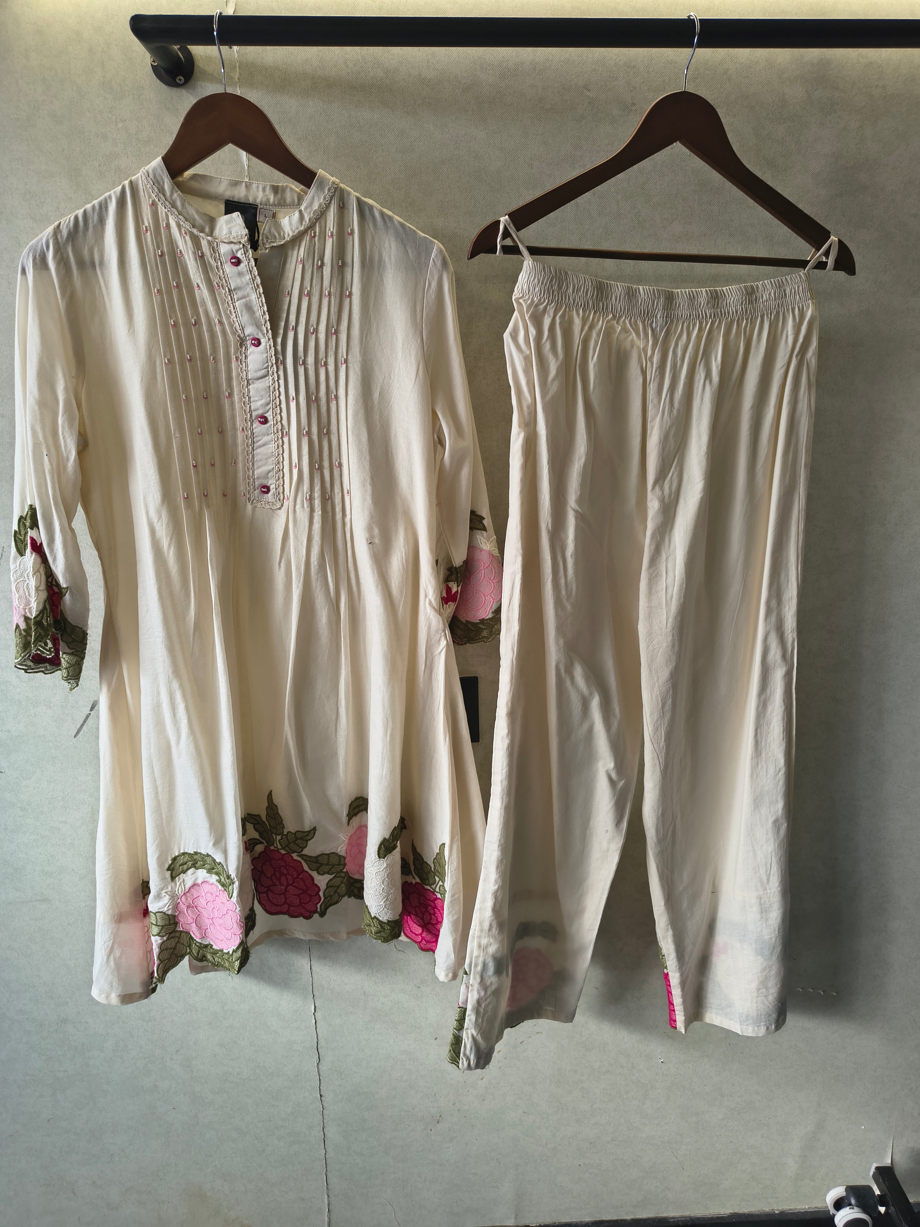 Image of Ivory Floral Embroidered Pintuck Designer Kurta Pant Co-Ord Set