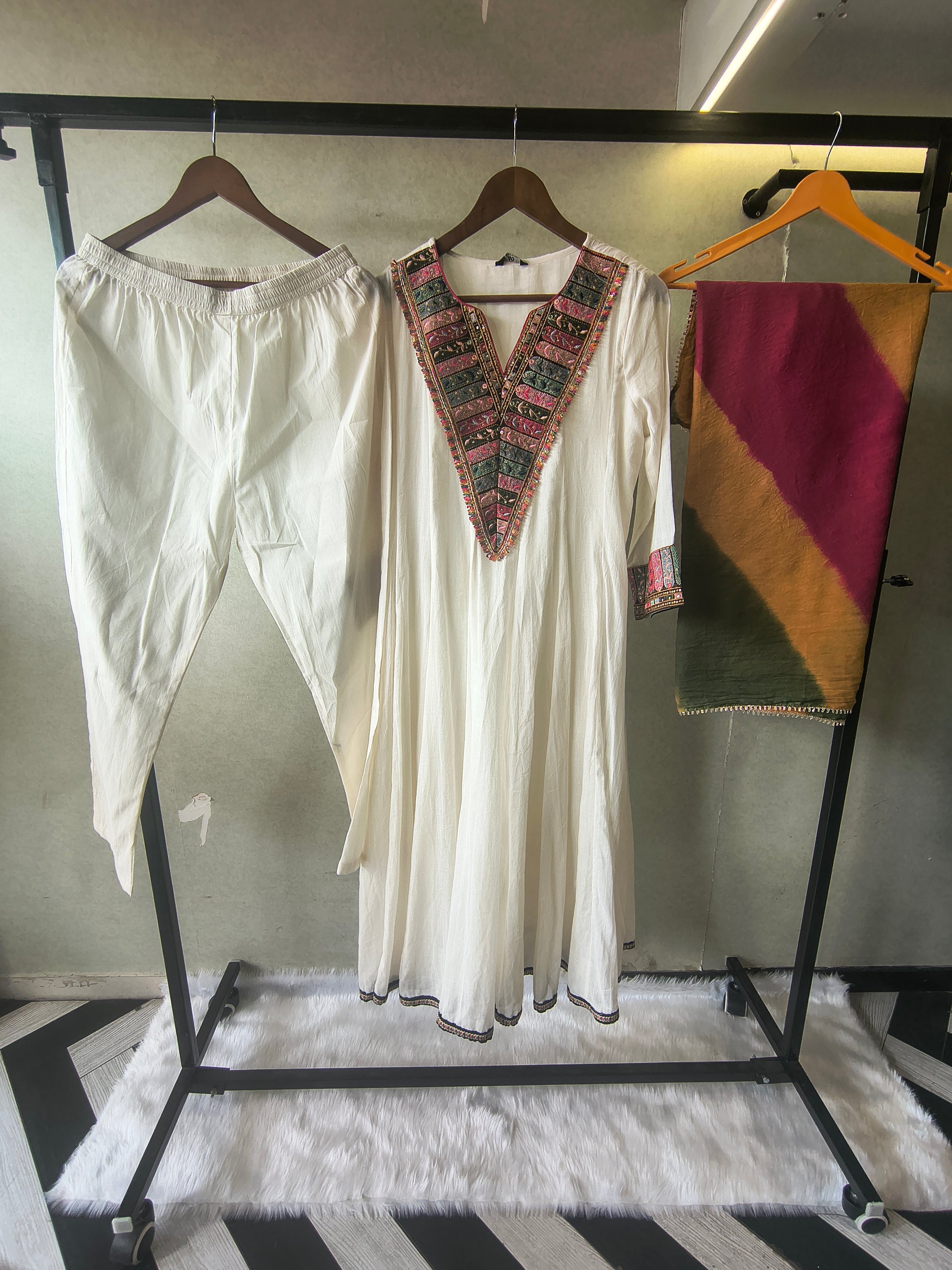 Ivory Cotton Anarkali Suit Set with Embroidered V-Neck & Colour Block Dupatta