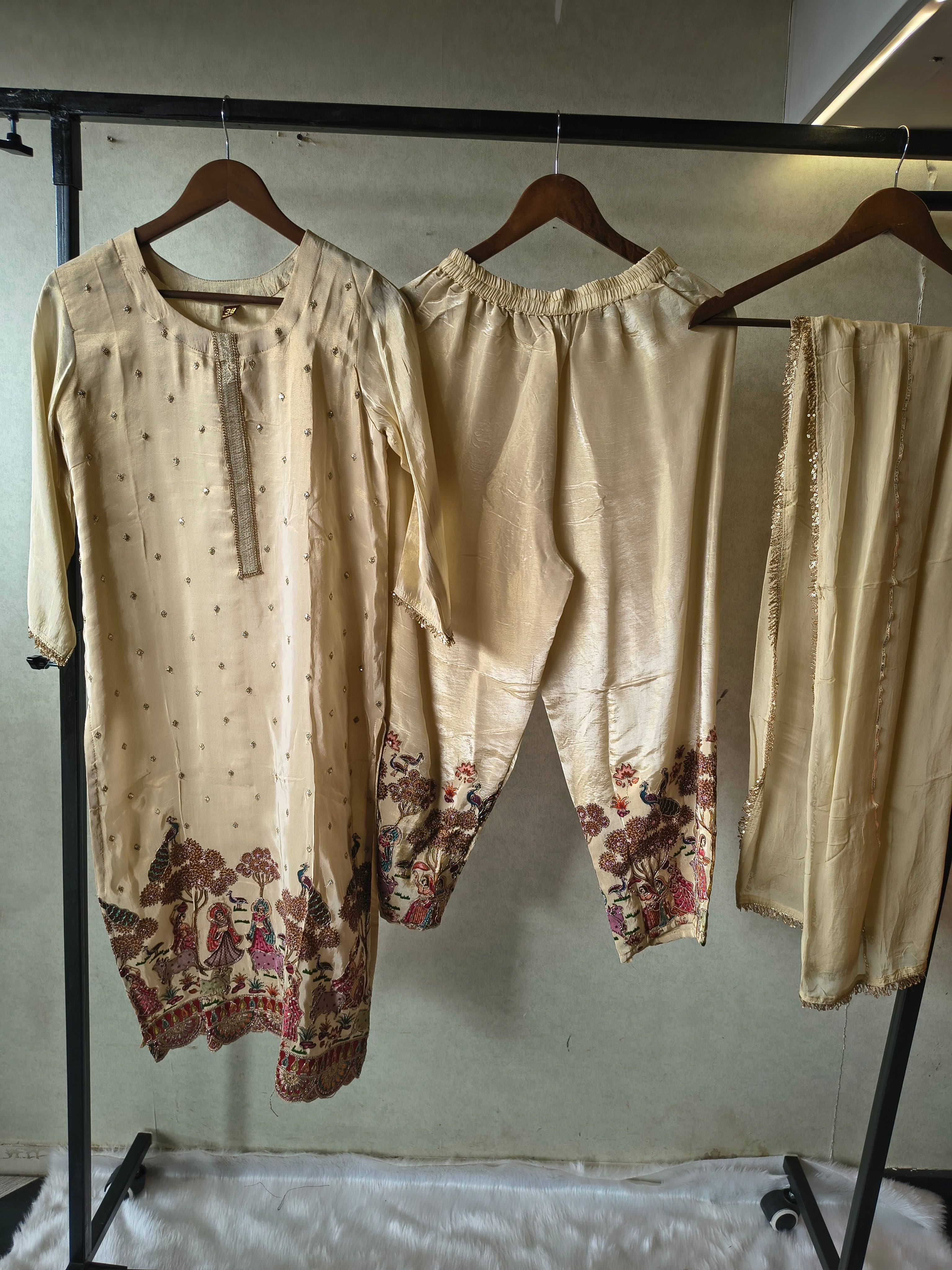 Image of Ivory Silk Blend Printed Kurta Set with Scenic Border Print & Embellished Dupatta – Premium 3 Piece Ethnic Ensemble