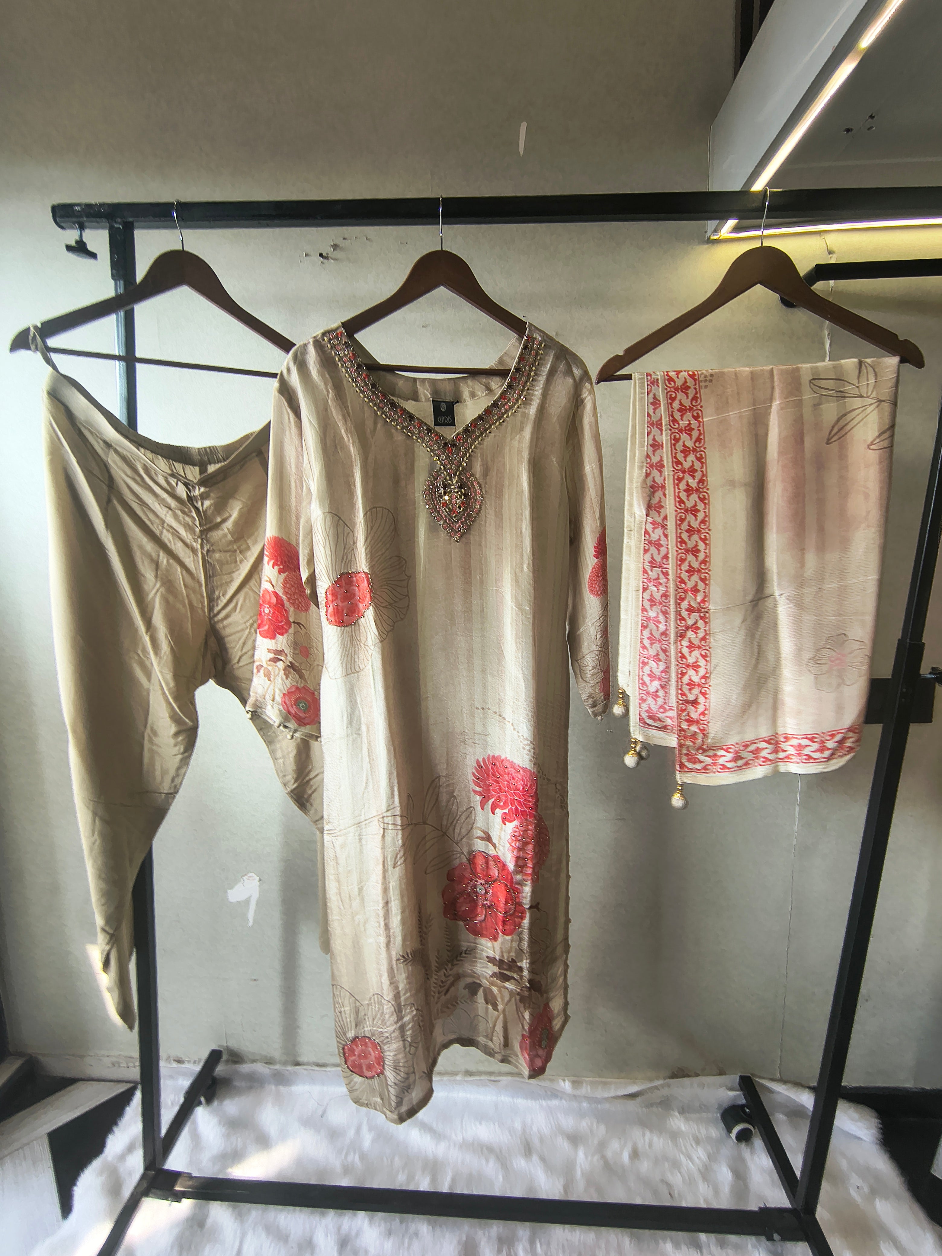 Image of Beige Floral Printed Silk Blend Kurta Set with Hand-Embellished Neckline & Designer Dupatta – Premium 3 Piece Ethnic Ensemble