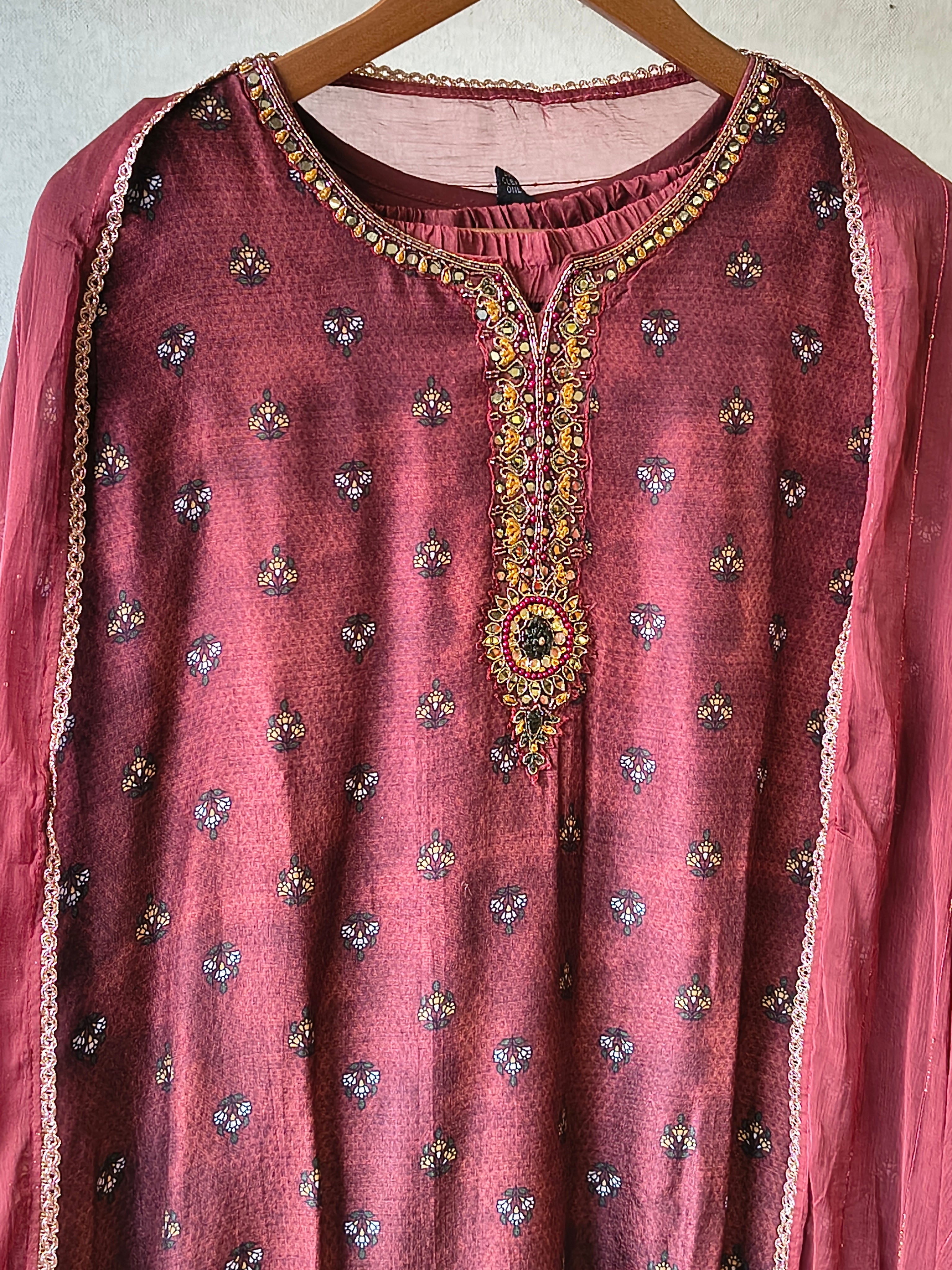 Image of Premium Wine Floral Border Kurta with Straight Pants & Shimmer Dupatta Set