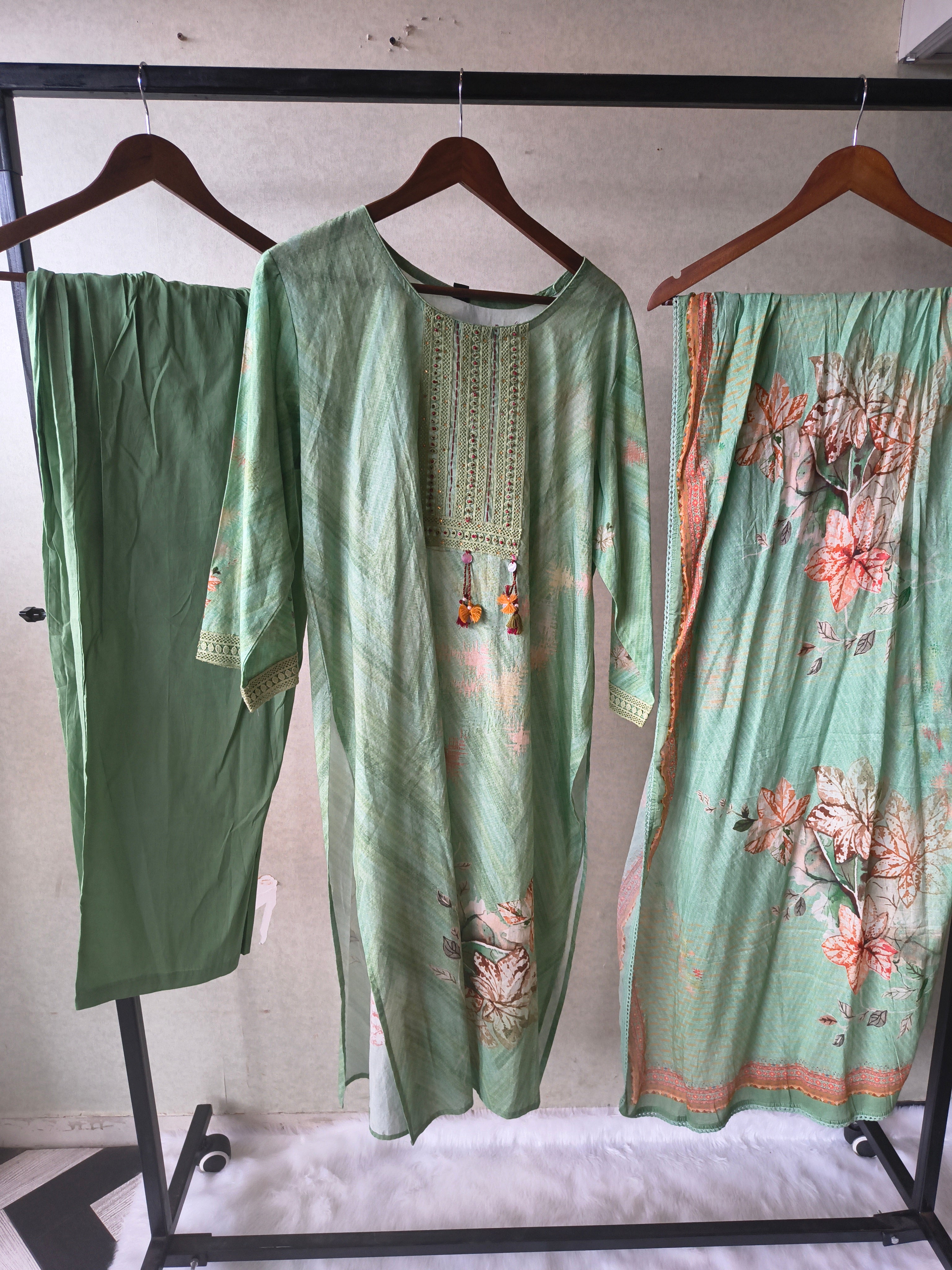 Image of Premium Mint Green Floral Printed Kurta Set with Pants & Designer Dupatta