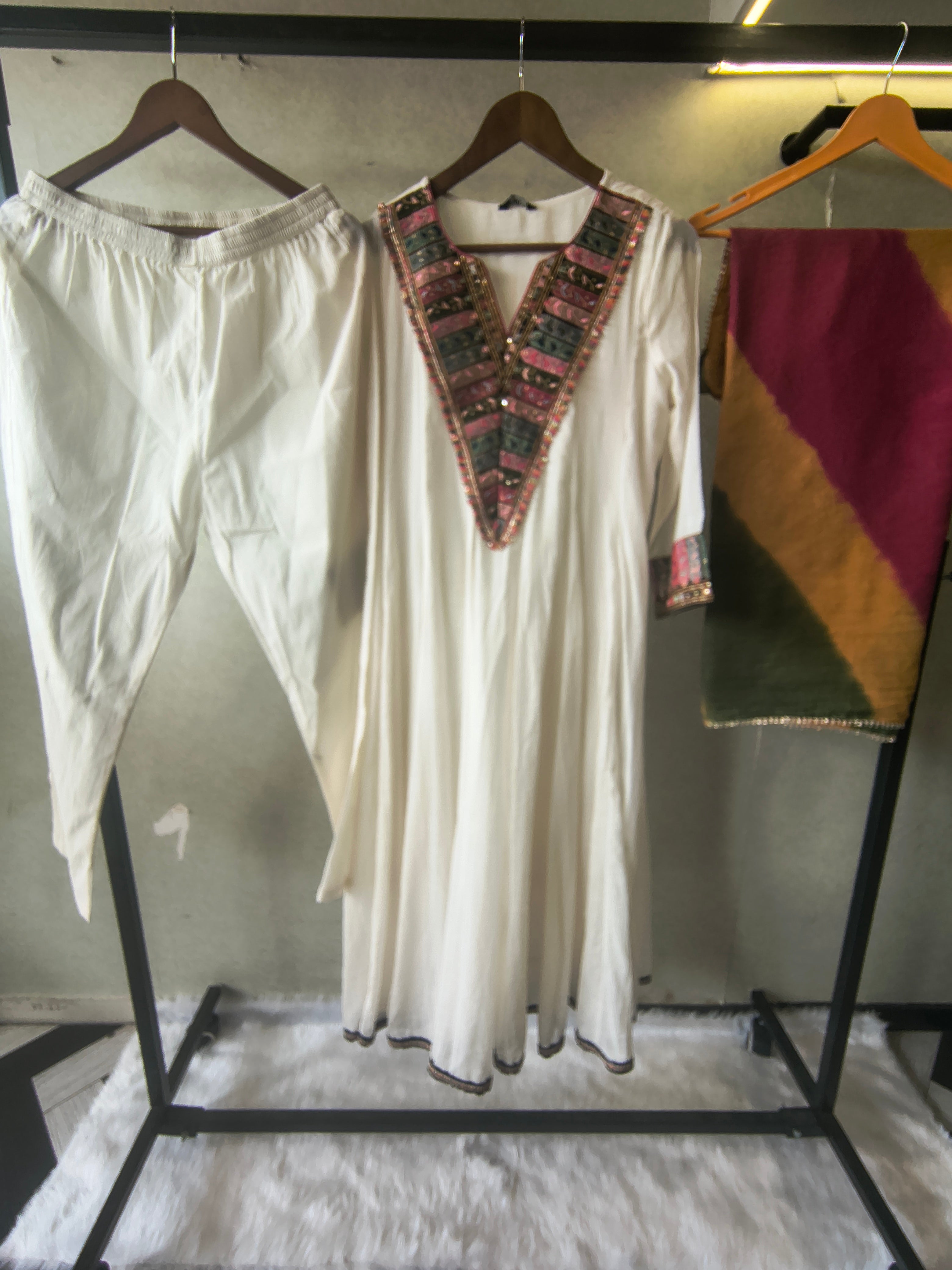 Image of Ivory Cotton Anarkali Suit Set with Embroidered V-Neck & Colour Block Dupatta