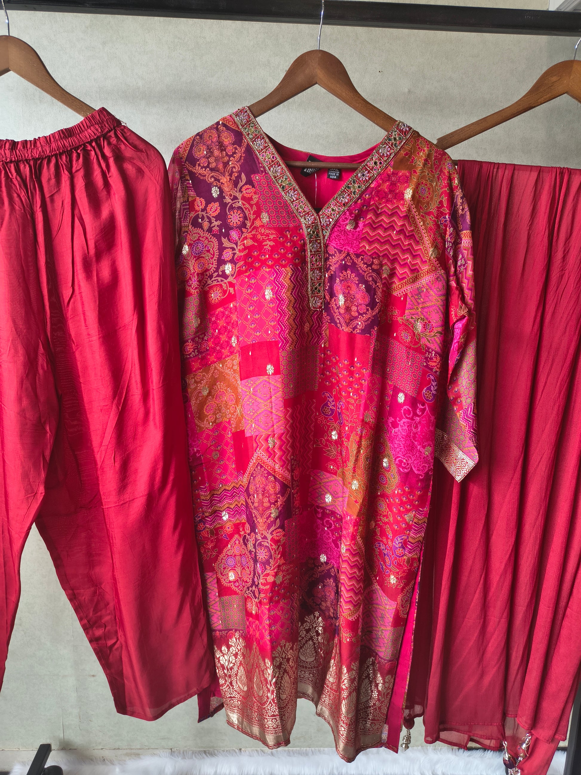 Premium Crimson Red Patchwork Printed Kurta Set with Embellished V-Neck, Solid Pants & Chiffon Dupatta