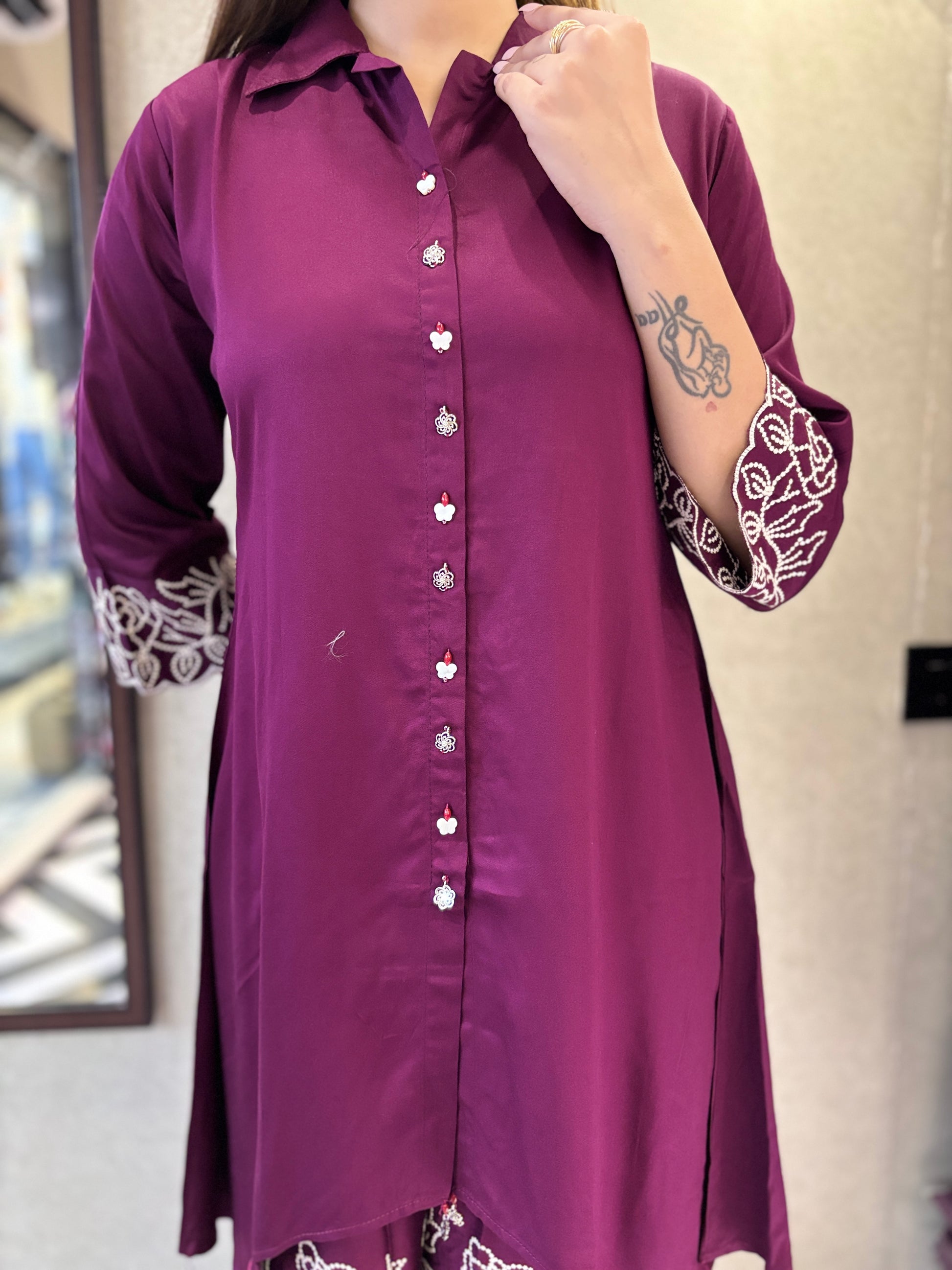 Pure Gaji Silk with Crepe Fabric Coord Set ( Thread Work )